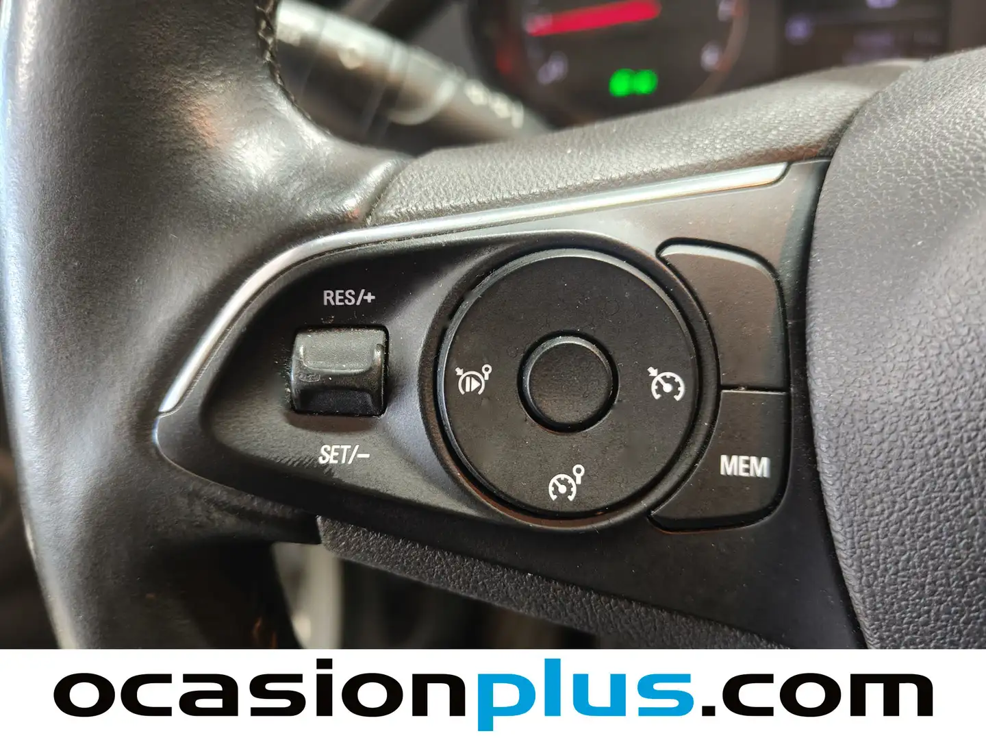 Foto Opel Crossland X Opel Crossland X 1.2 Turbo S&S ecoTEC Selective  (110 CV)