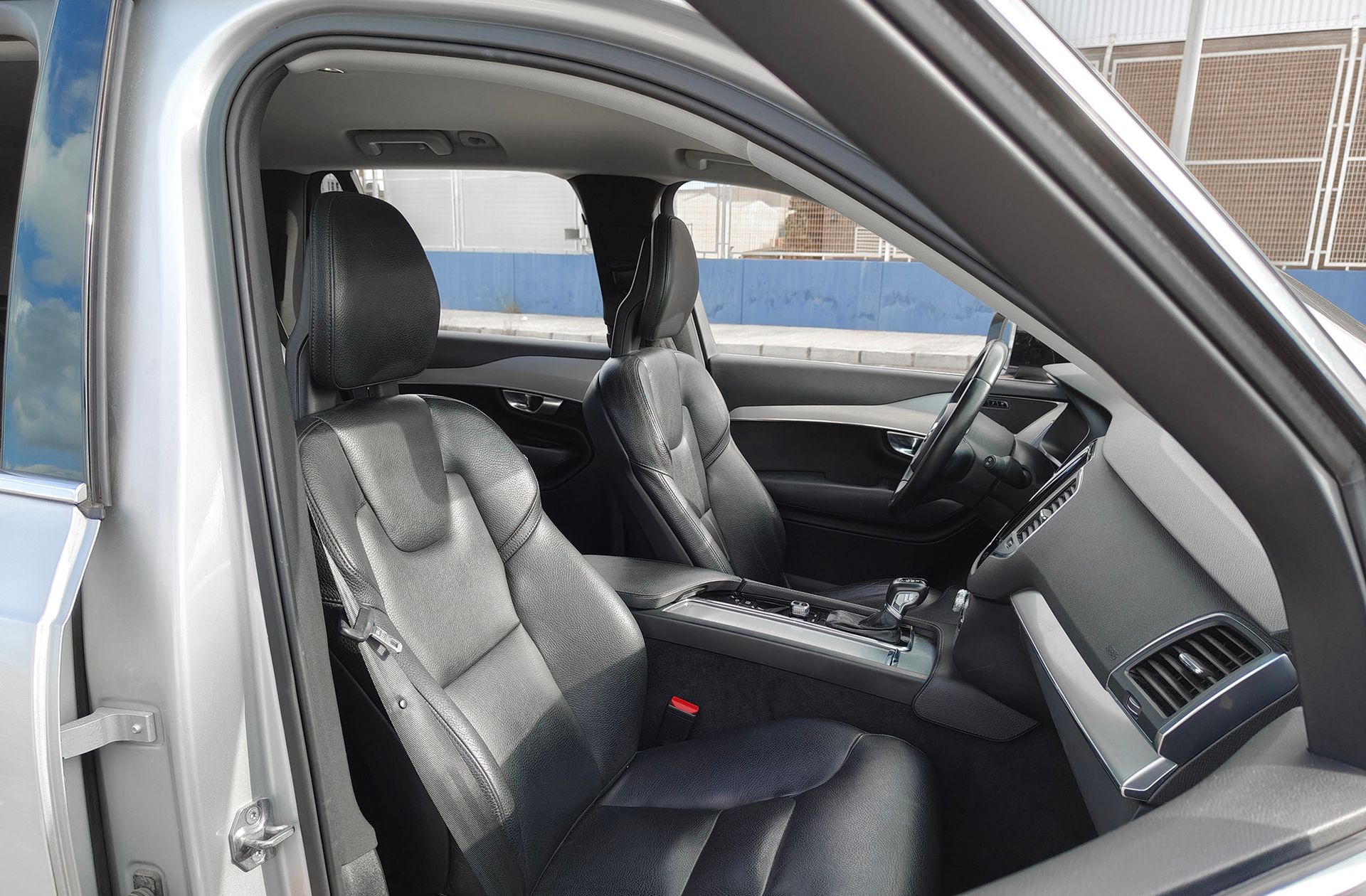 Volvo XC90 D4 Momentum - foto 18