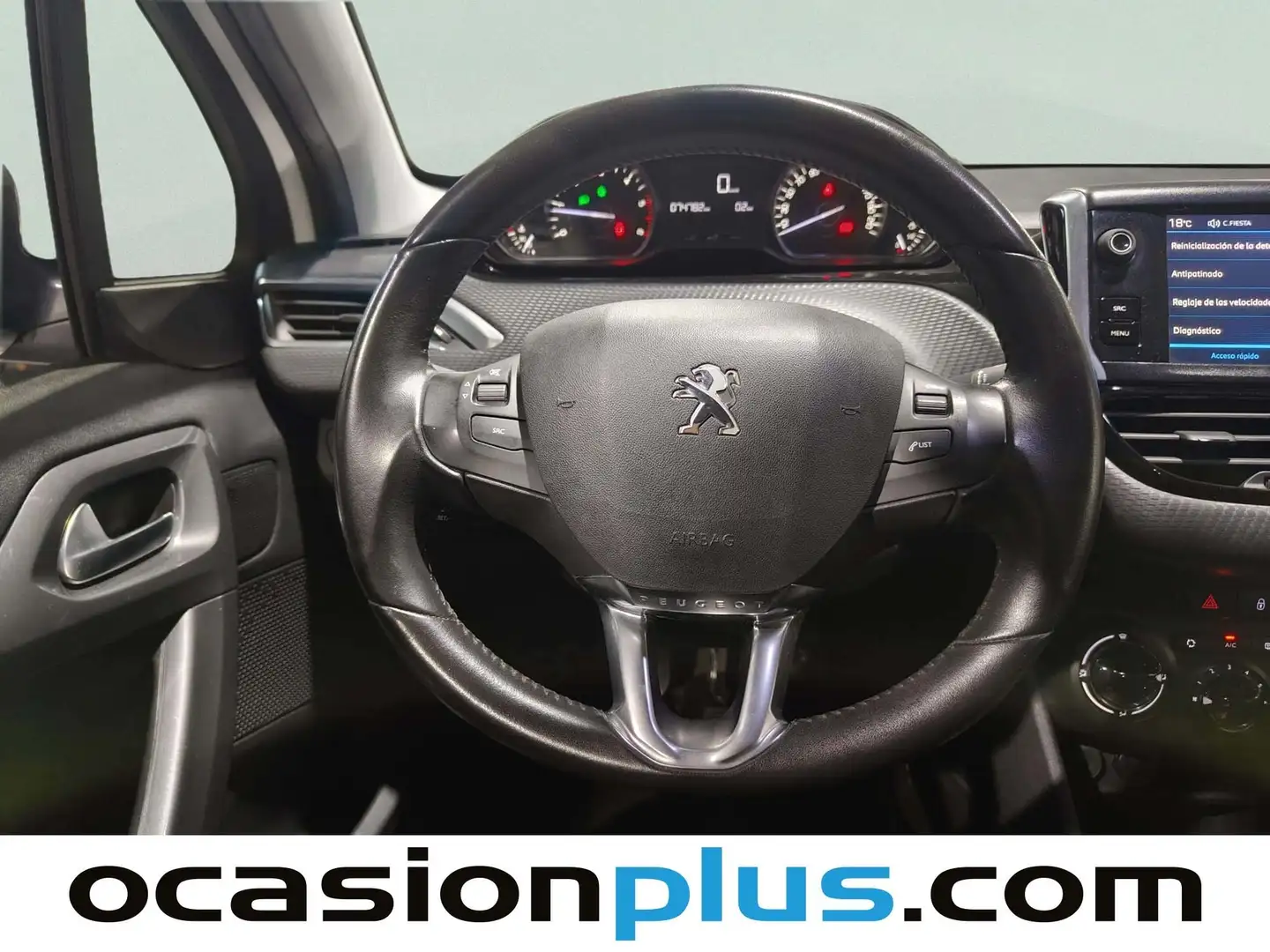 Foto Peugeot 2008 Peugeot 2008 BlueHDi 100 Style (100 CV)