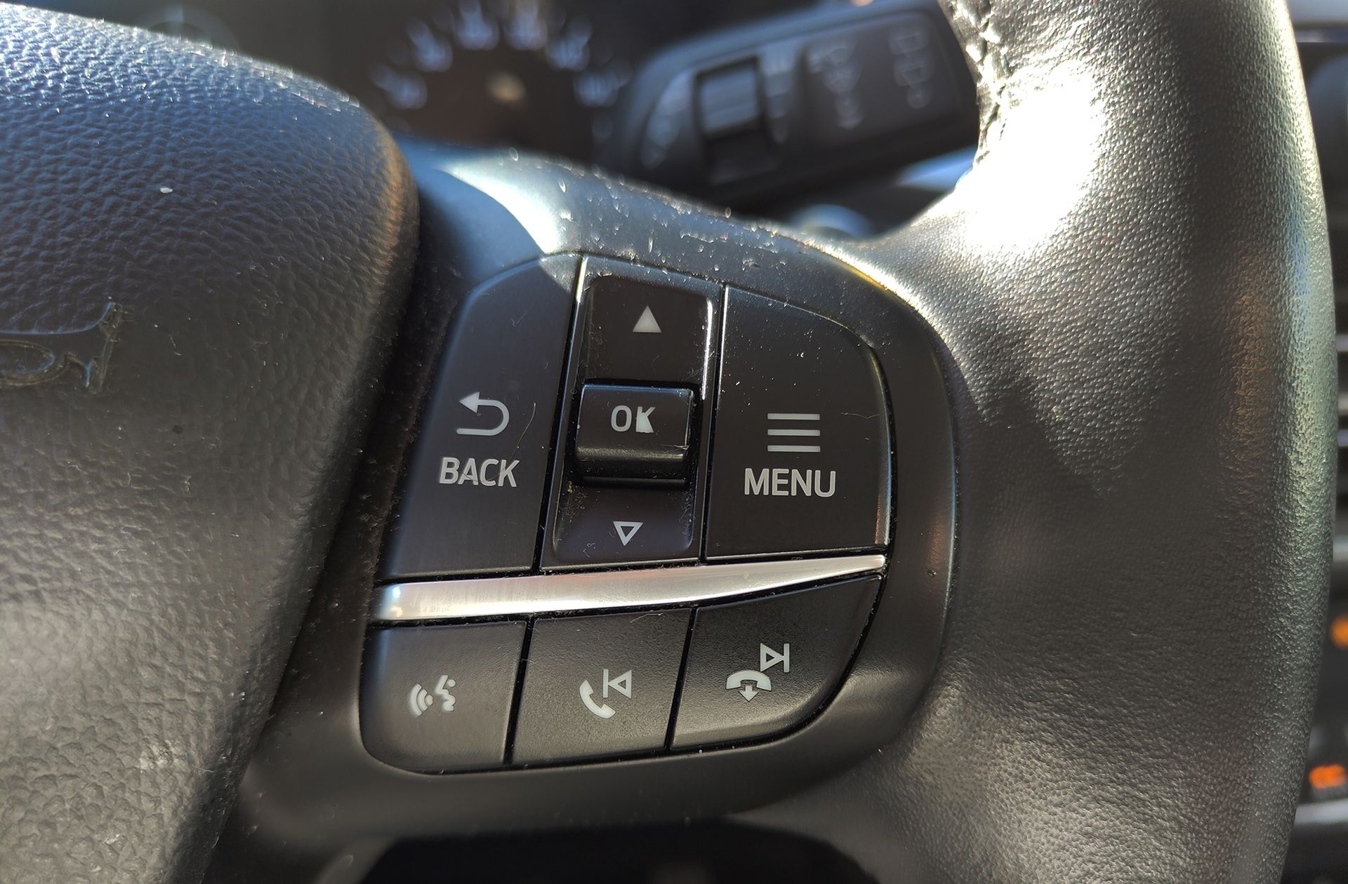 Ford Kuga 2.0 EcoBlue MHEV Titanium - foto 28