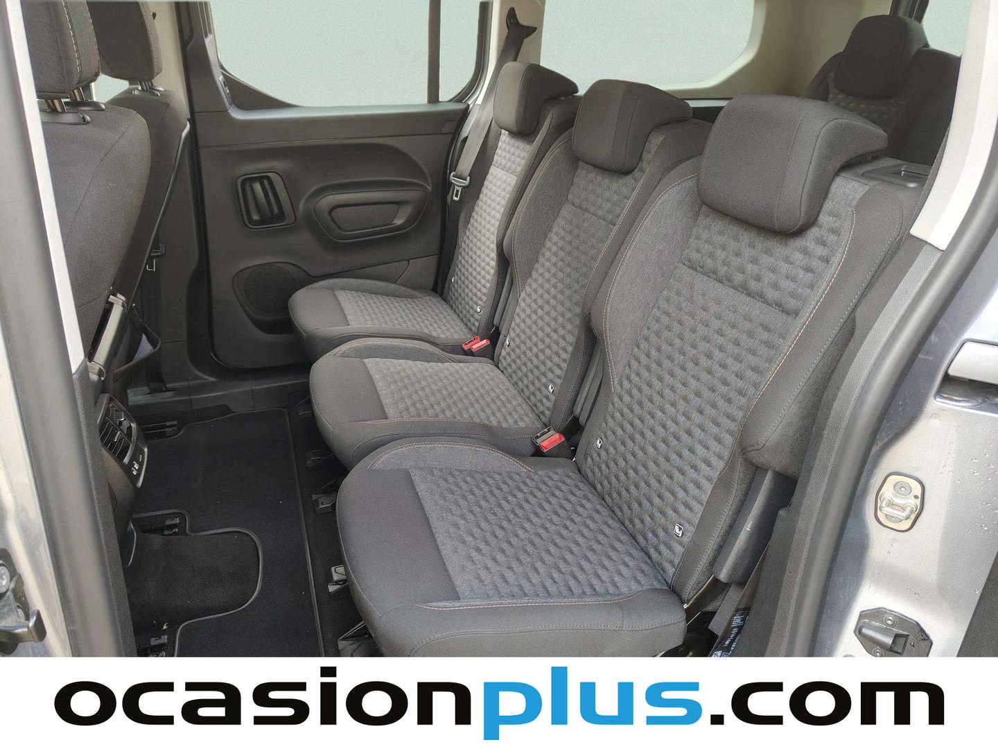 Foto Peugeot Rifter Peugeot Rifter BlueHDi 130 GT Long EAT8 (130 CV) 7 Plazas