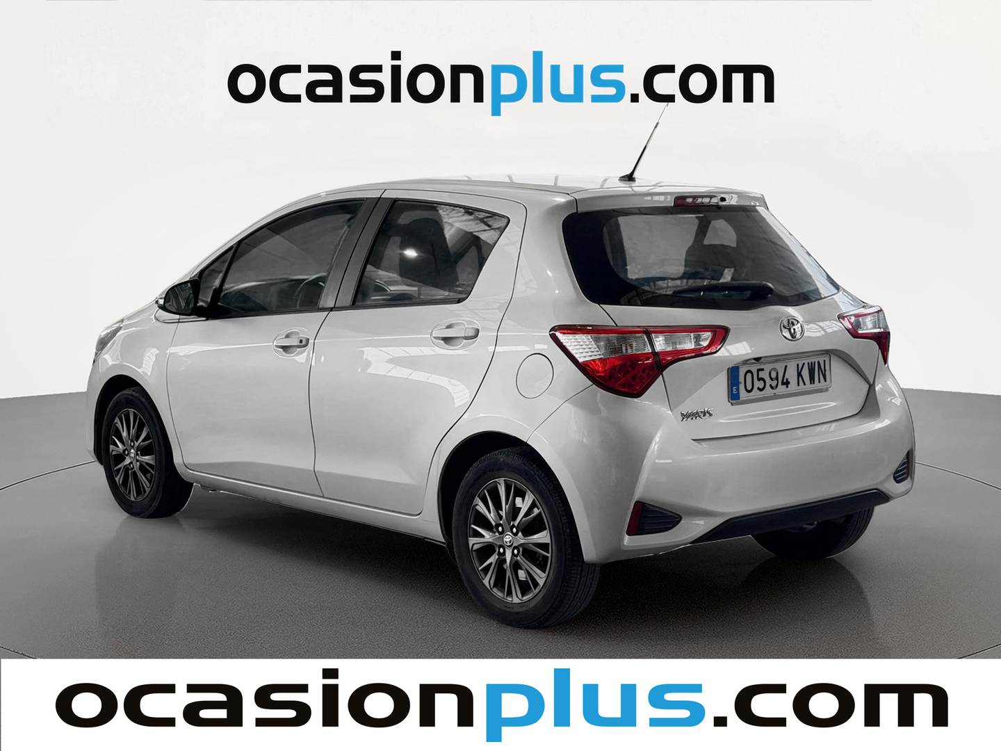Foto trasera Toyota Yaris Toyota Yaris 1.5 Active Tech (111 CV) izquierda