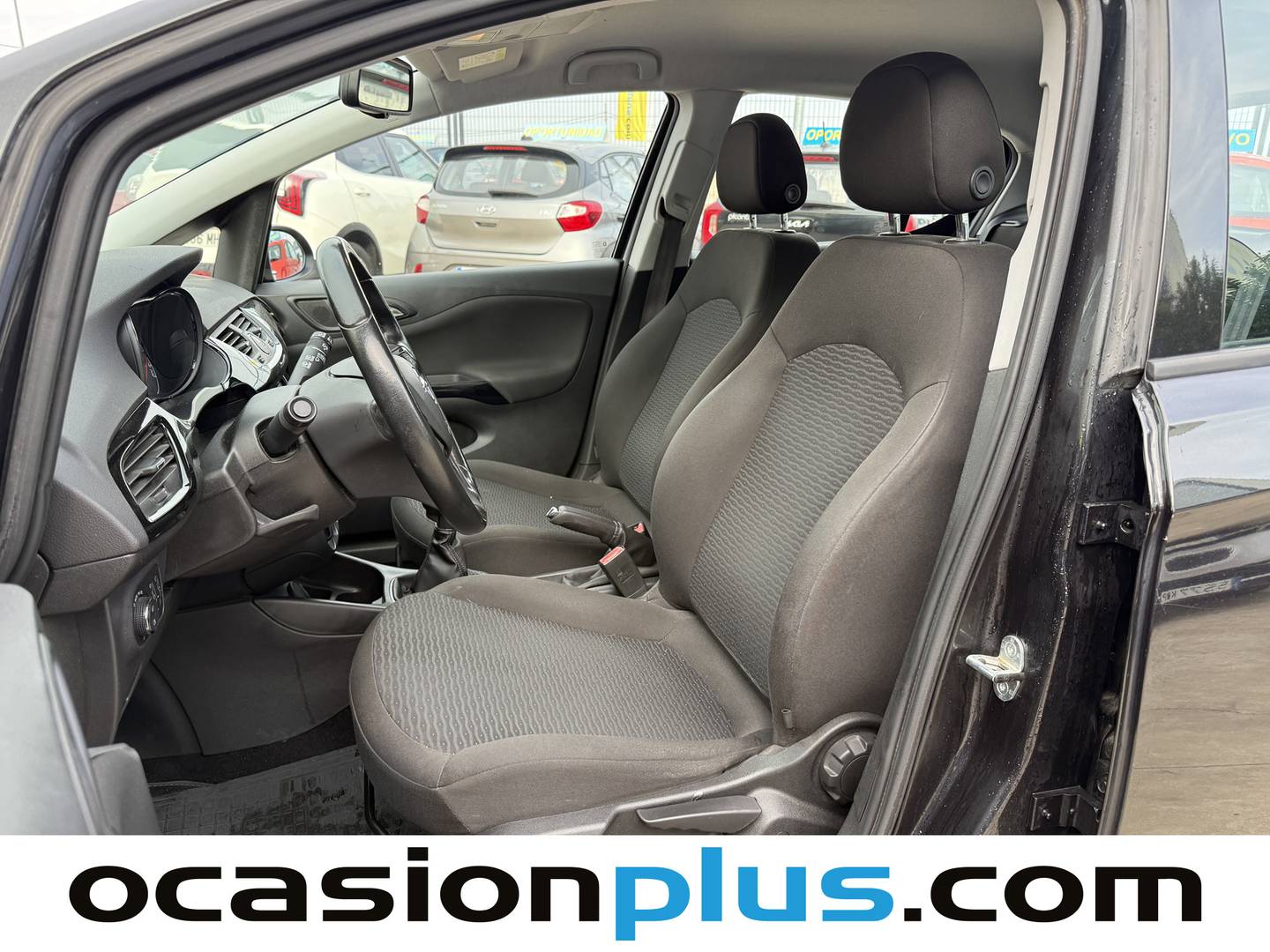 Foto asientos delanteros Opel Corsa Opel Corsa 1.4 Selective (90 CV)