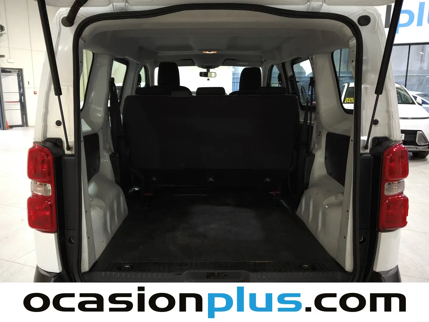 Foto Peugeot Expert Peugeot Expert BlueHDi 100 S&S Compact  (102 CV)