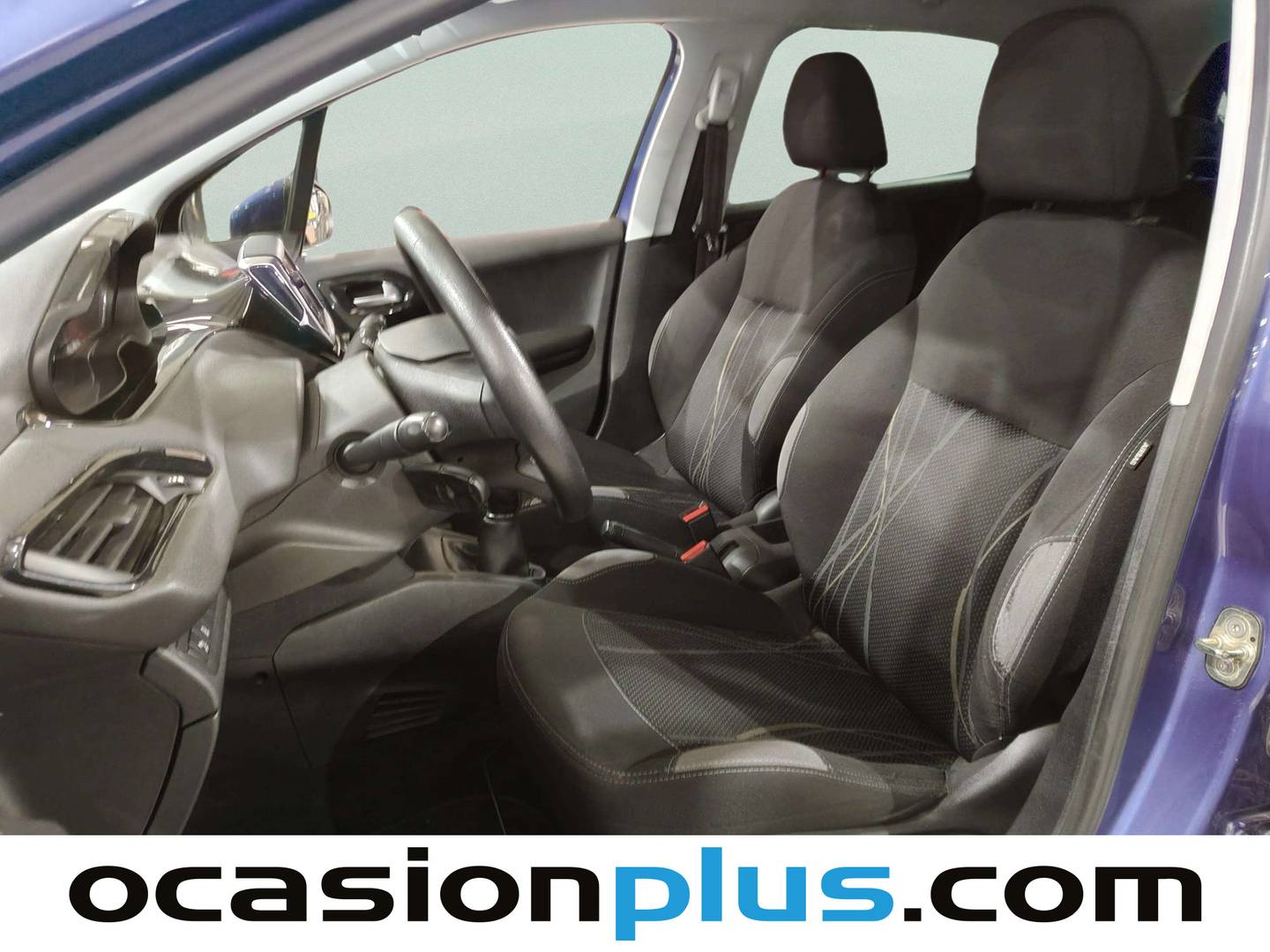 Foto asientos delanteros Peugeot 208 Peugeot 208 1.2 VTi Active (82 CV)