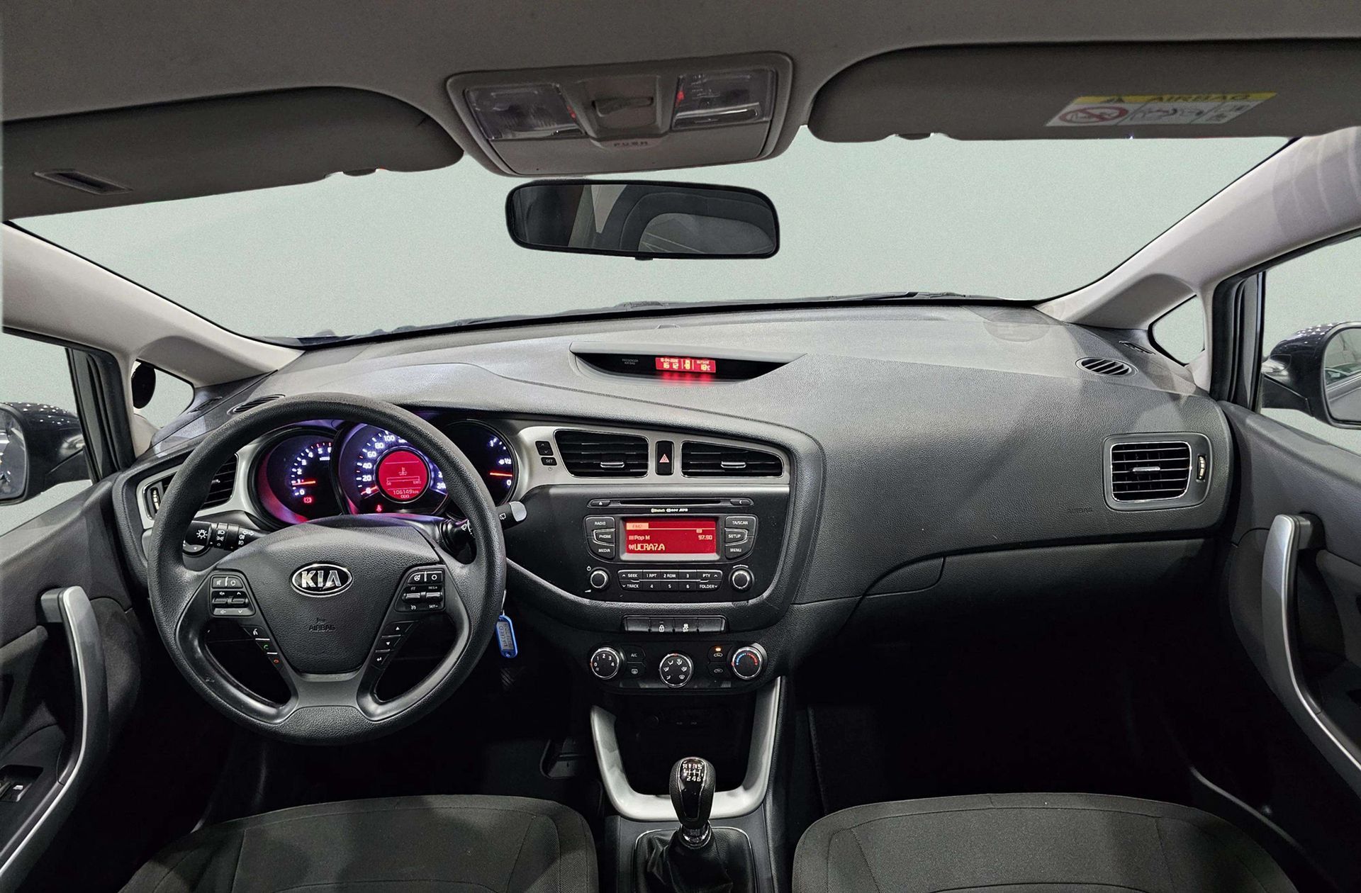 Kia Ceed 1.4 CRDi WGT Concept - foto 6