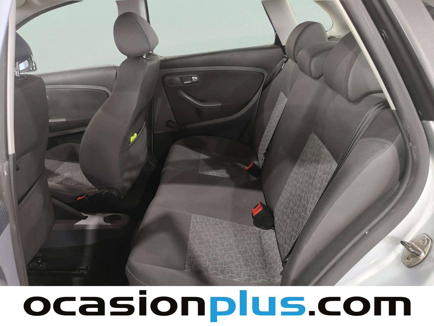 Foto asientos traseros Seat Ibiza Seat Ibiza 1.4 16v Reference Auto (75 CV)