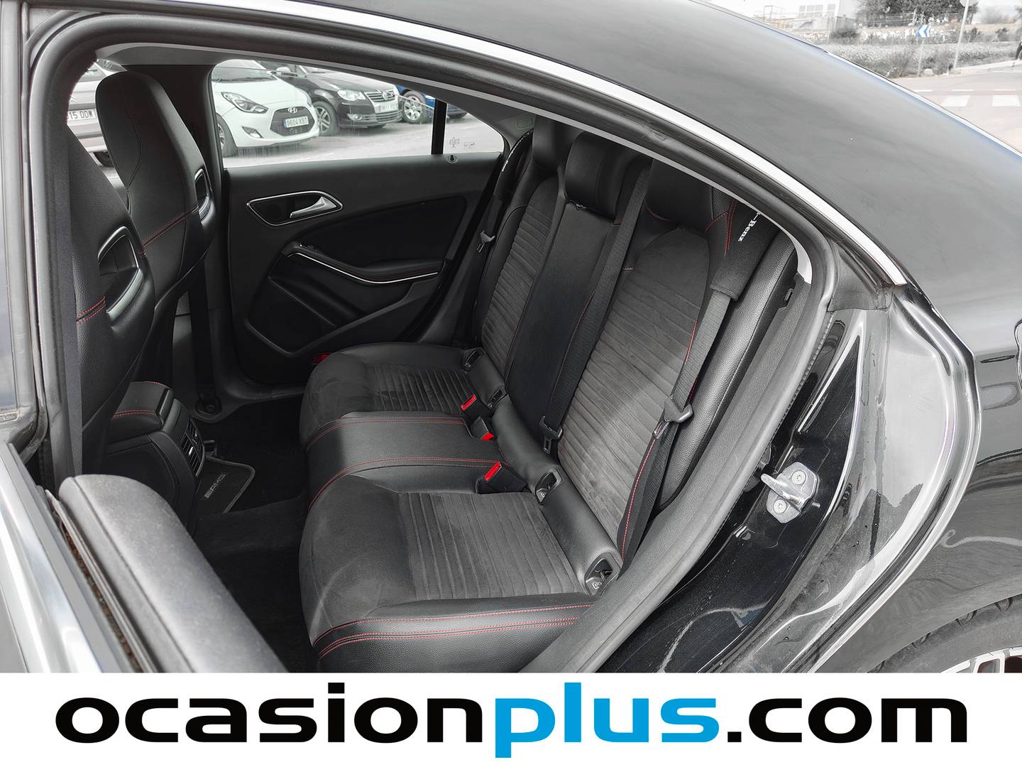 Foto asientos traseros Mercedes CLA Mercedes CLA 200 d (136 CV) Pack AMG