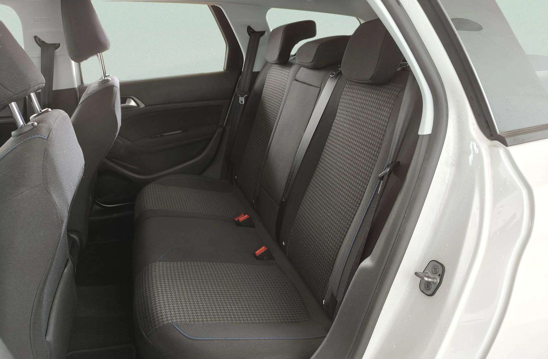 Peugeot 308 SW SW BlueHDi 130 Style - foto 12