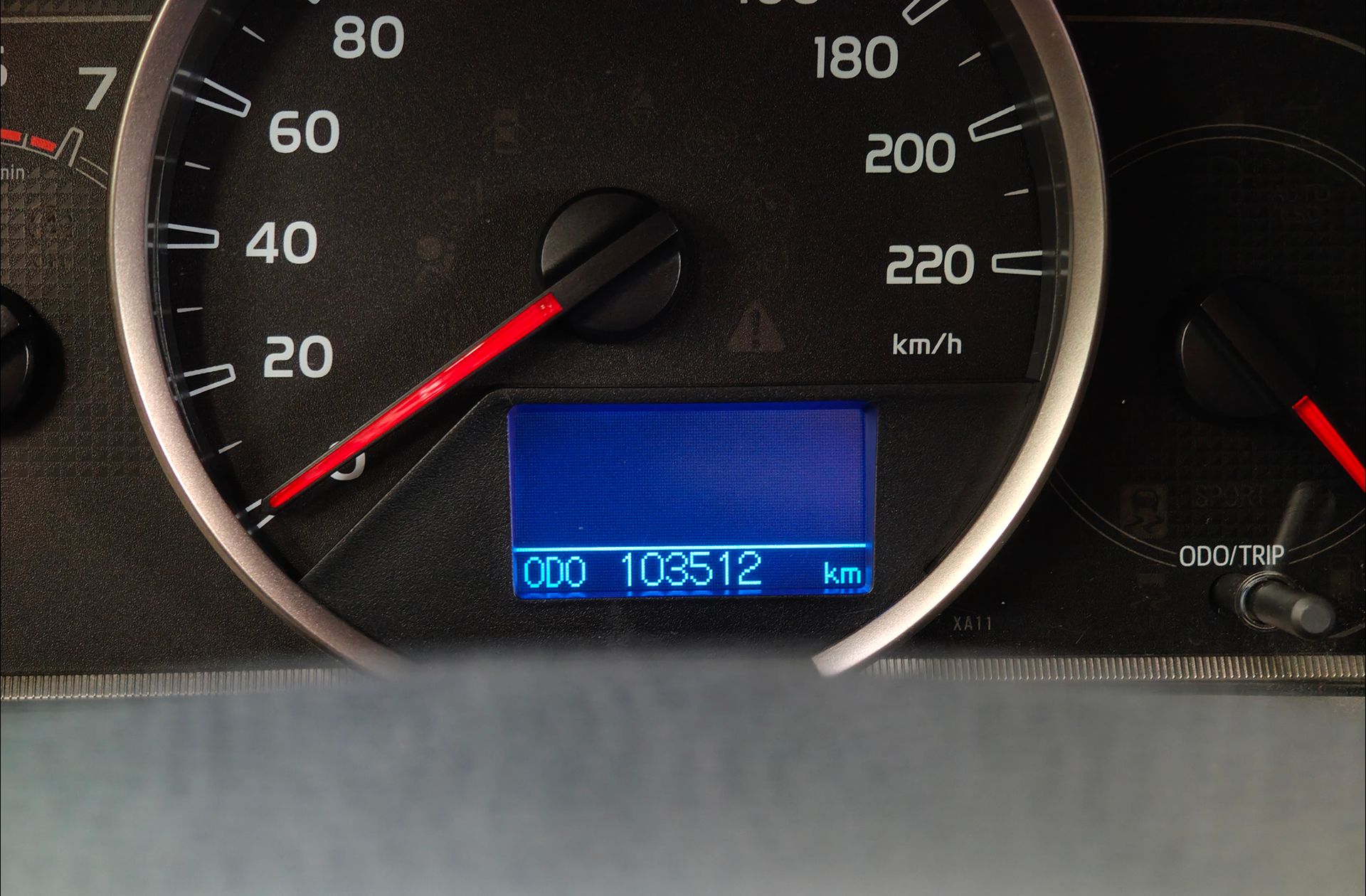 Toyota RAV4 120D Advance 4x2 - foto 9
