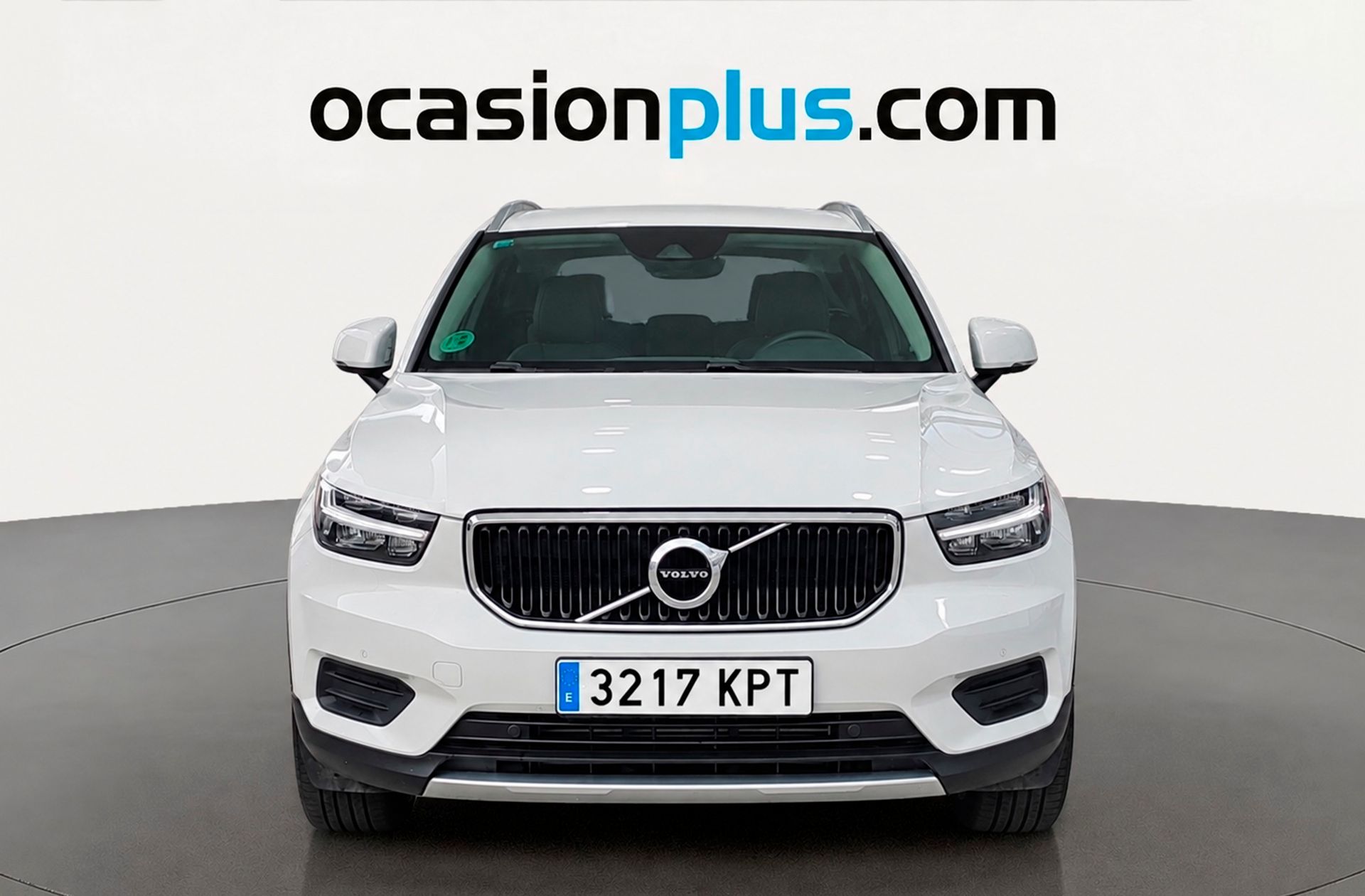 Volvo XC40 T3 Momentum - foto 13