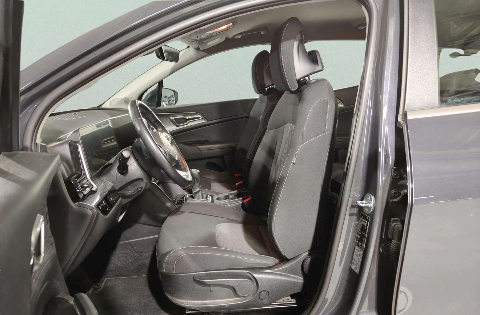 Kia Sportage 1.6 T-GDi Drive 4x2 - foto 12