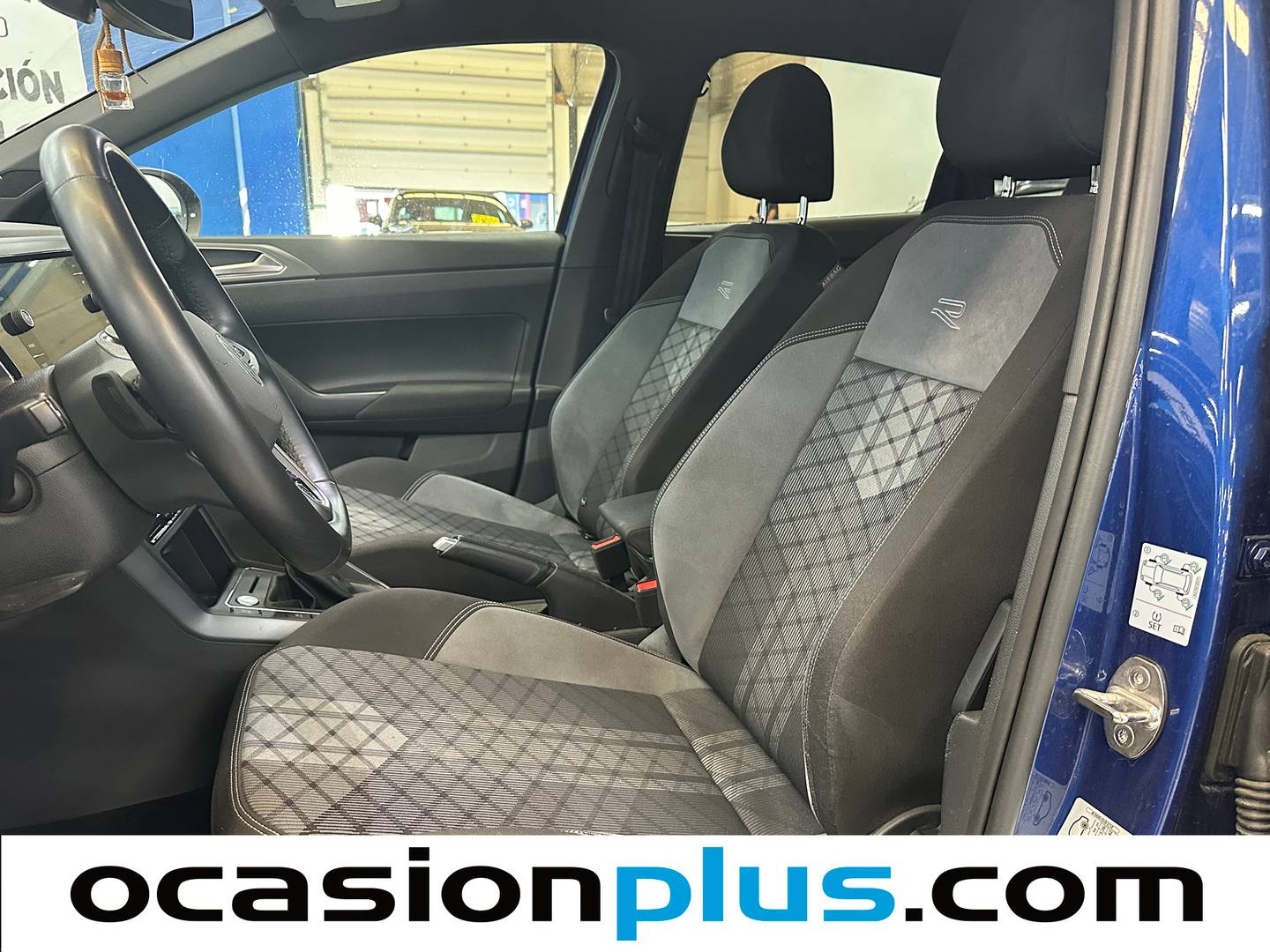 Foto asientos delanteros Volkswagen Taigo Volkswagen Taigo R-Line 1.0 TSI (115 CV) DSG