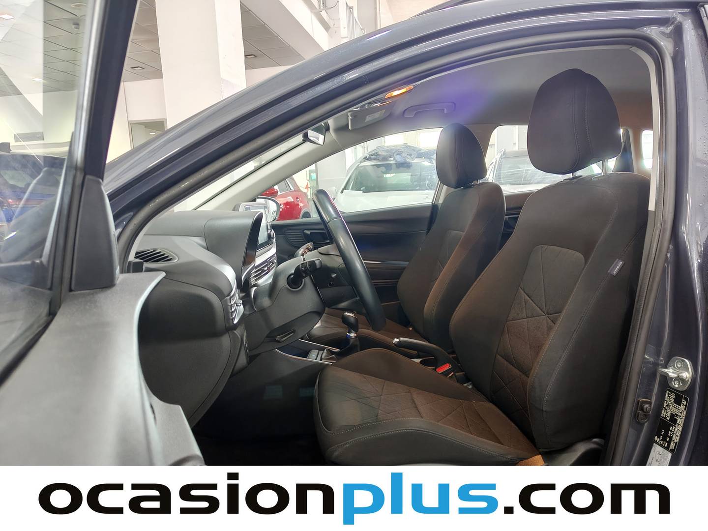 Foto asientos delanteros Hyundai Bayon Hyundai Bayon 1.2 MPI Maxx  (84 CV)