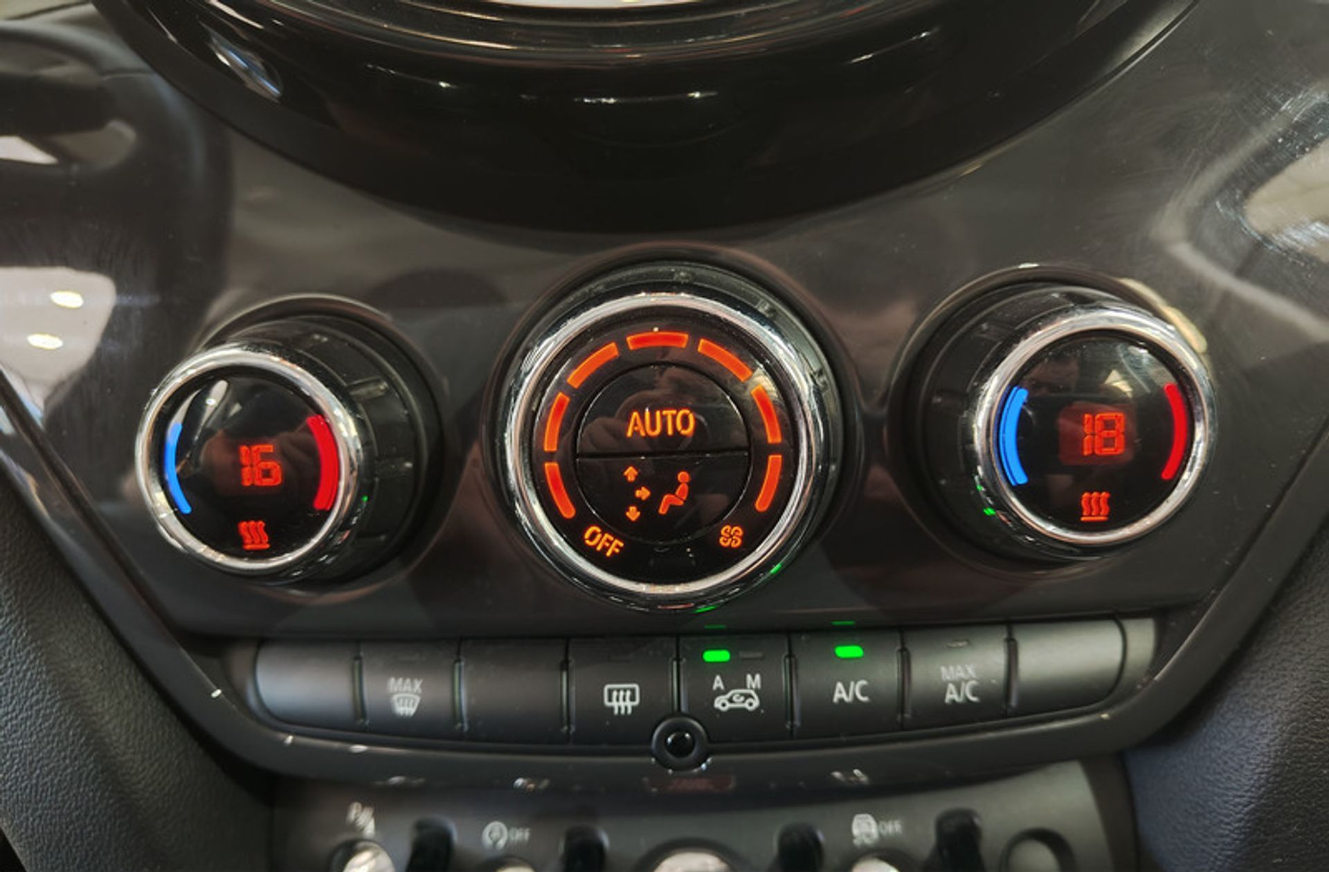MINI Countryman One D - foto 31