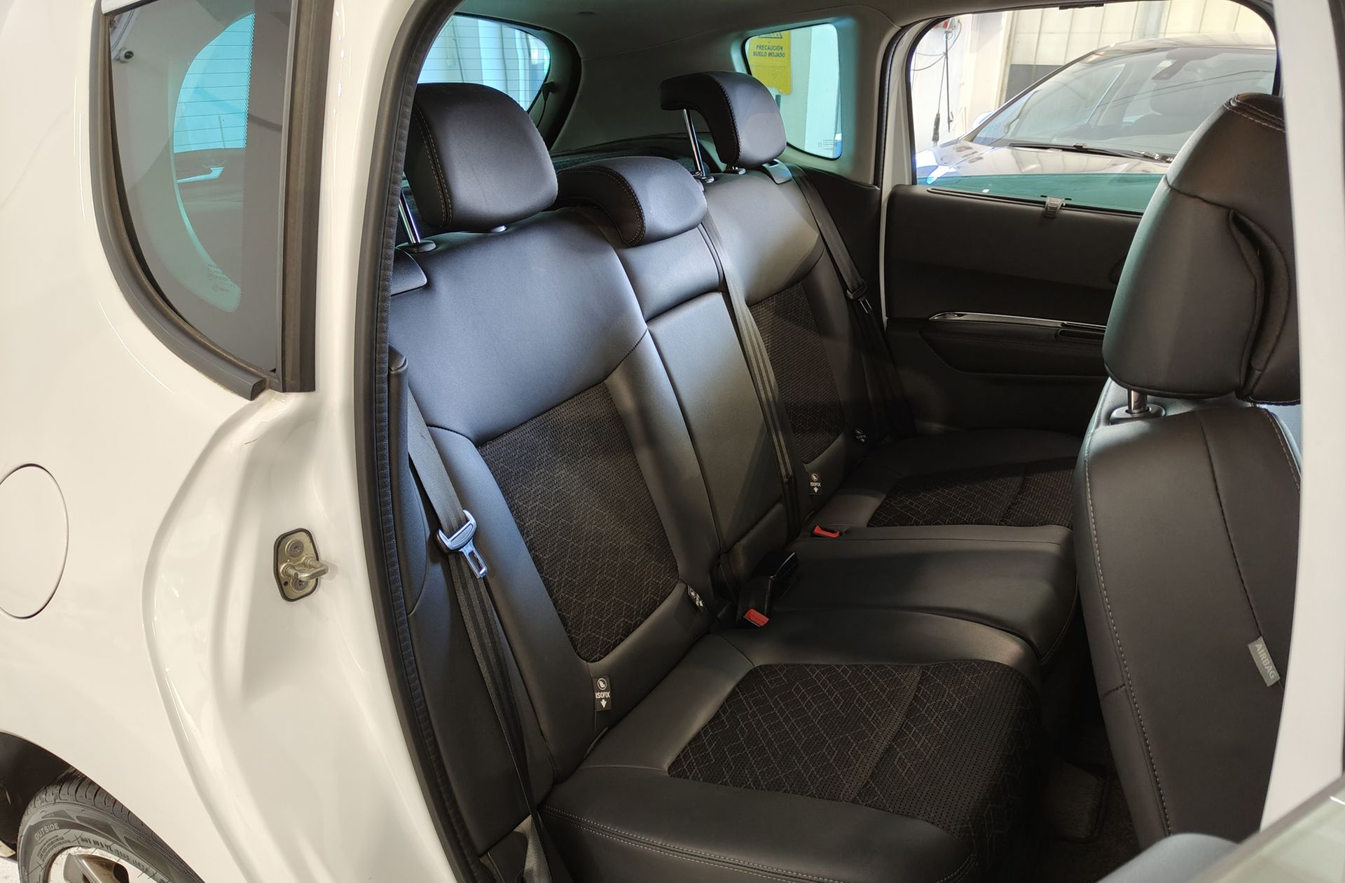 Peugeot 3008 PureTech 130 Allure - foto 15