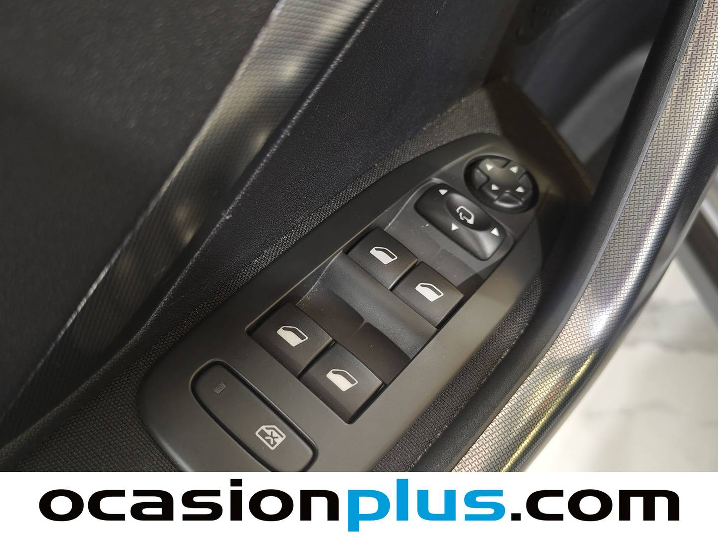Peugeot 2008 Peugeot 2008 PureTech 110 S&S Allure (110 CV) gasolina