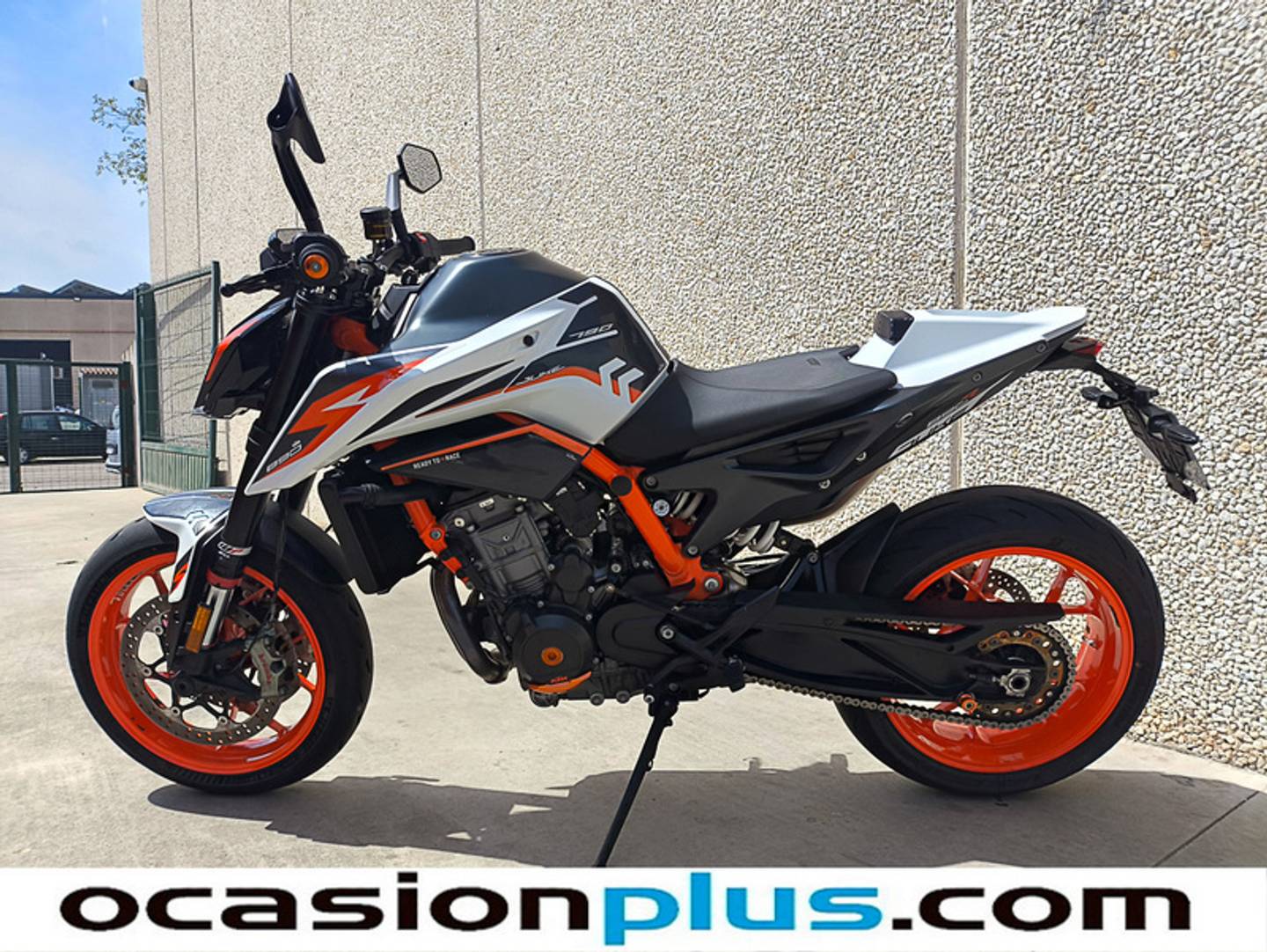 Foto KTM Duke R 890 KTM Duke R 890 R 890 (121 CV)