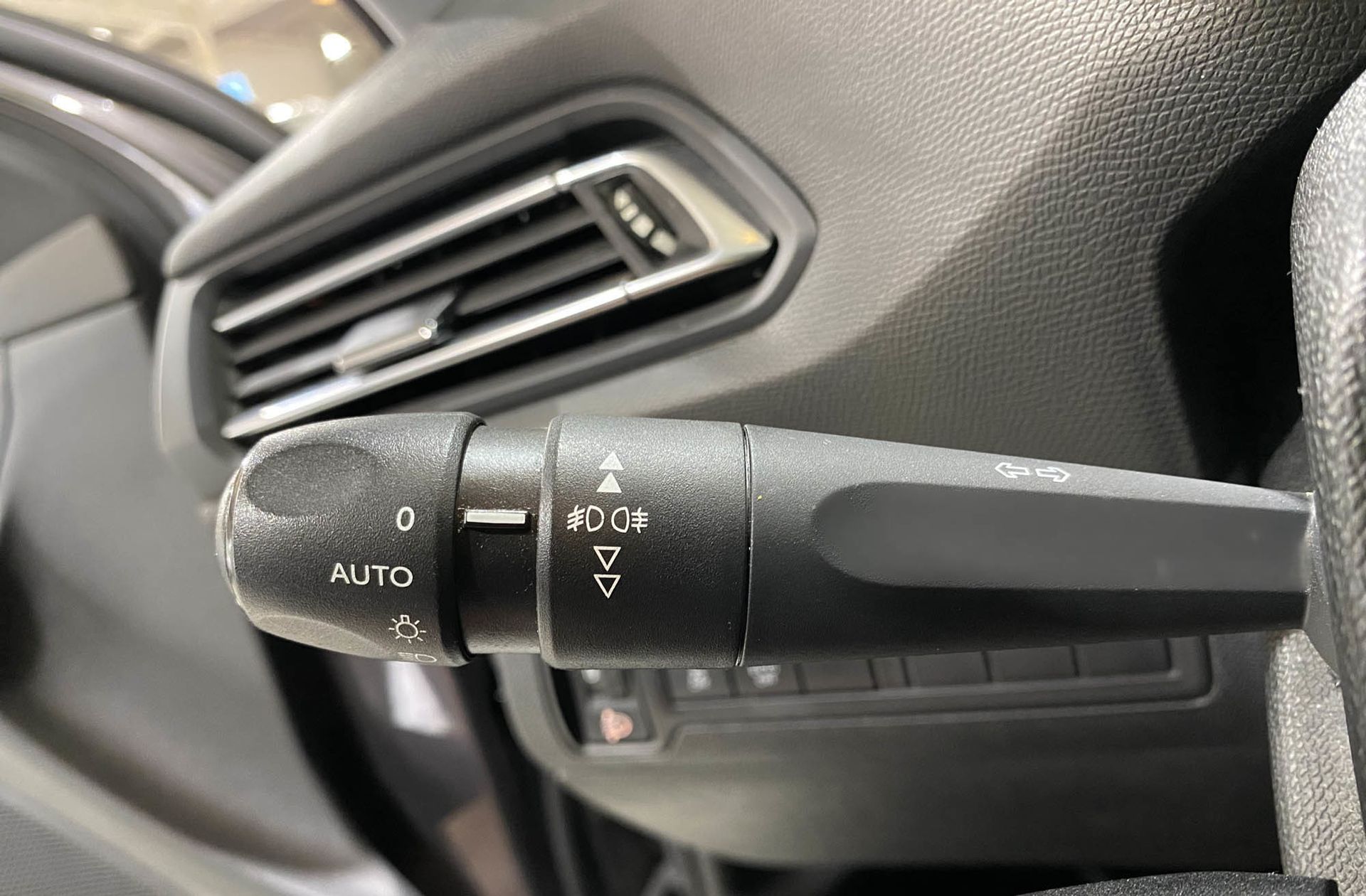 Peugeot 308 PureTech 130 Style EAT6 - foto 29
