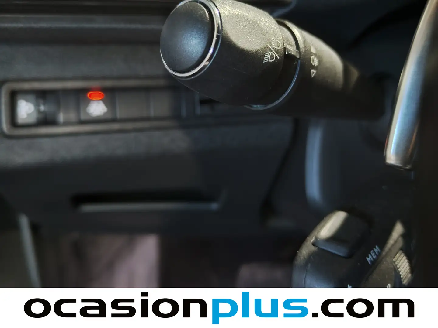 Foto Peugeot 3008 Peugeot 3008 PureTech 130 S&S Allure Pack EAT8  (130 CV)