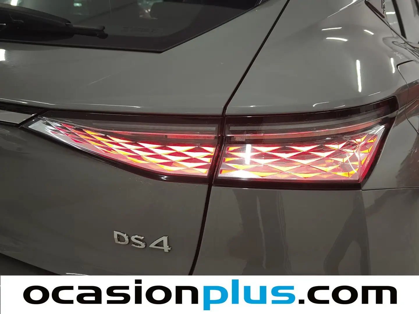 Foto DS DS 4 DS DS4 BlueHDi 130 Trocadero Auto (130 CV)