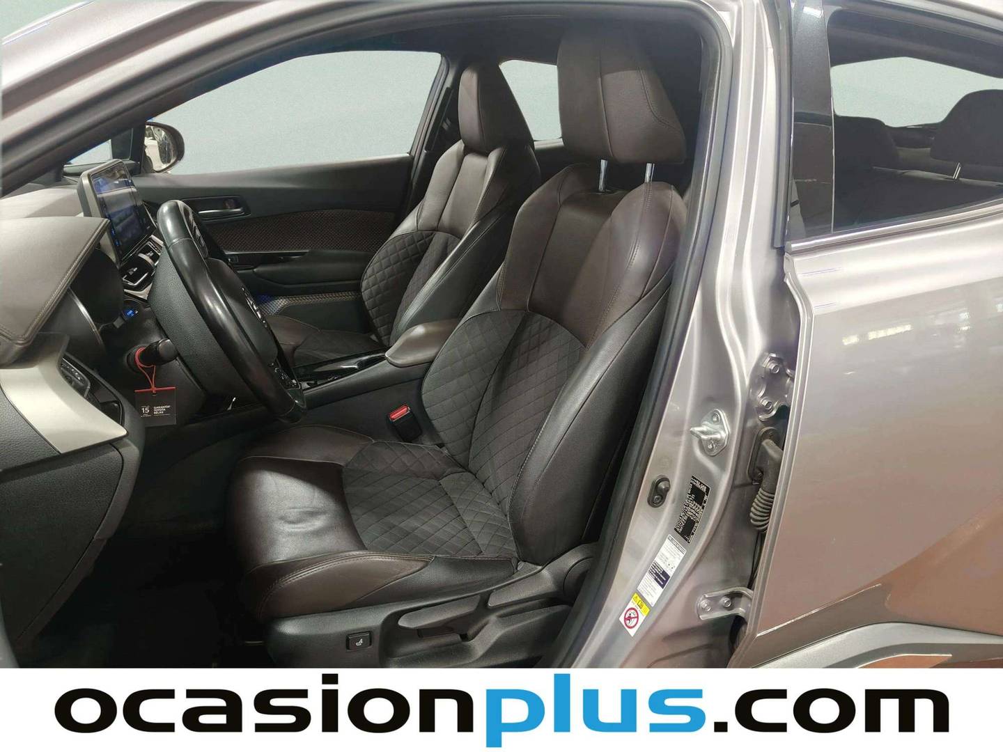 Foto asientos delanteros Toyota C-HR Toyota C-HR 1.8 125H Advance (122 CV)