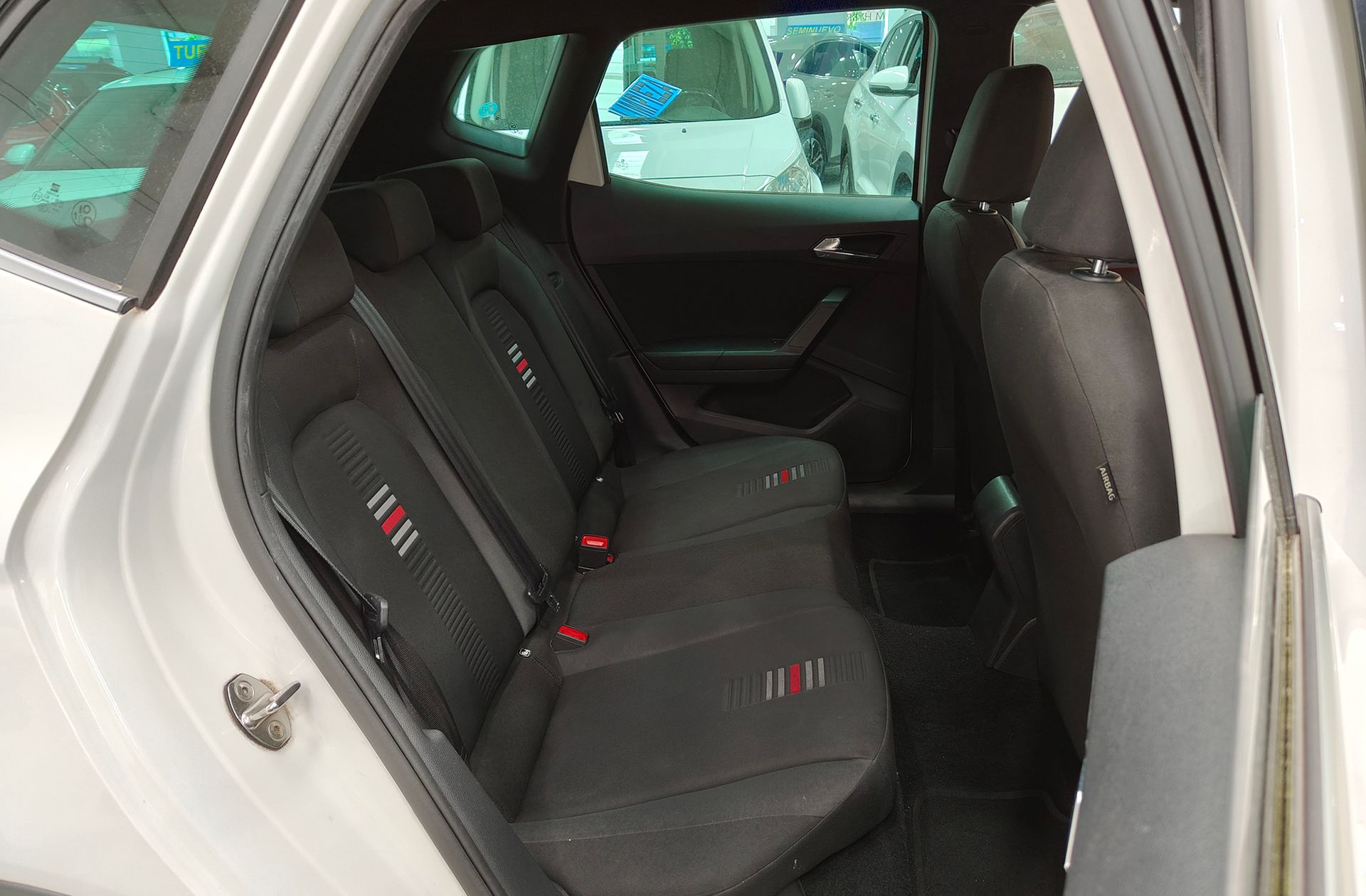SEAT Arona 1.0 TGI GNC FR - foto 22