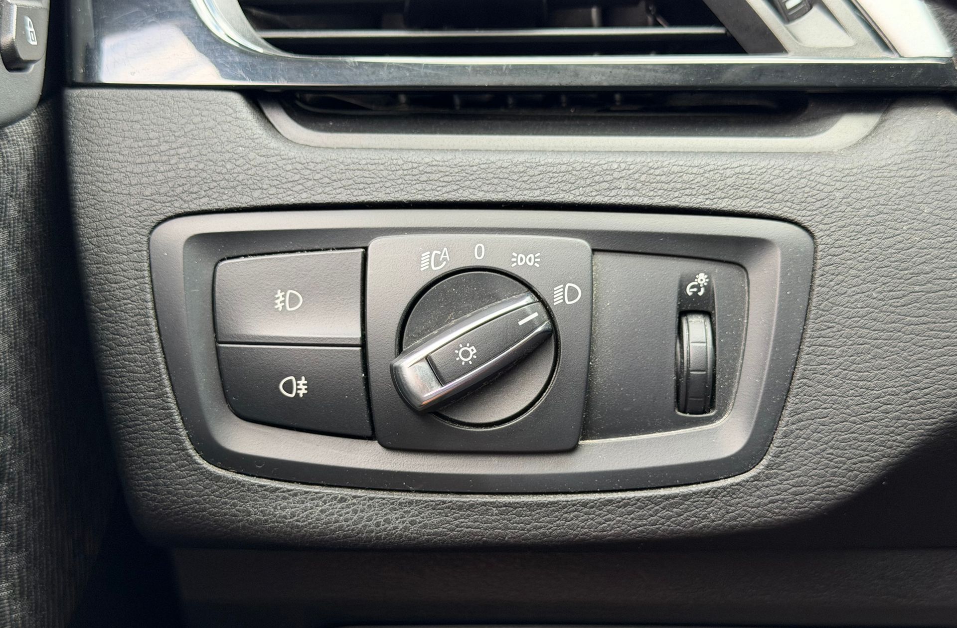 BMW X1 sDrive18d - foto 26