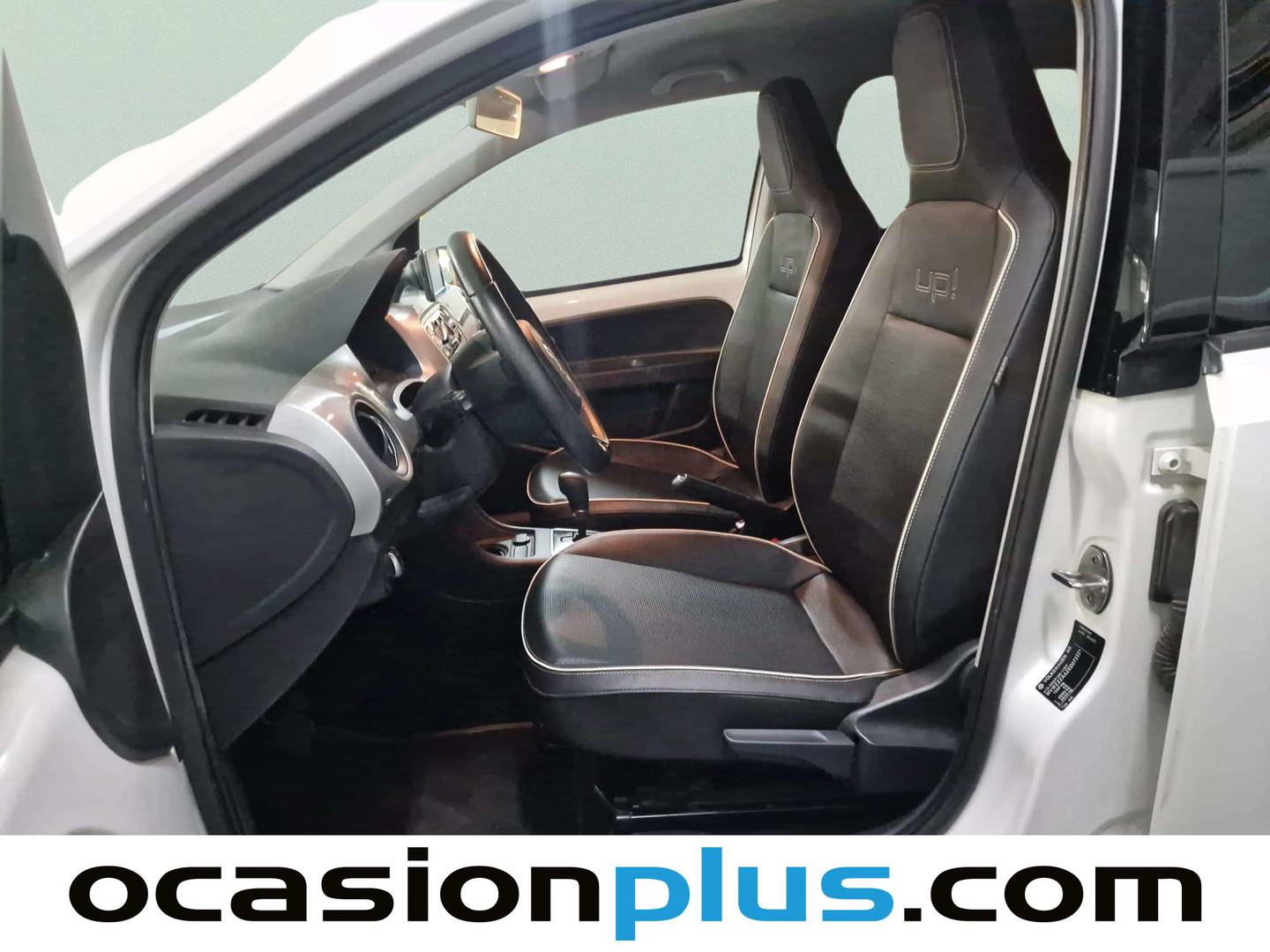 Foto asientos delanteros Volkswagen up! Volkswagen Up High up! 1.0 ASG (75 CV)