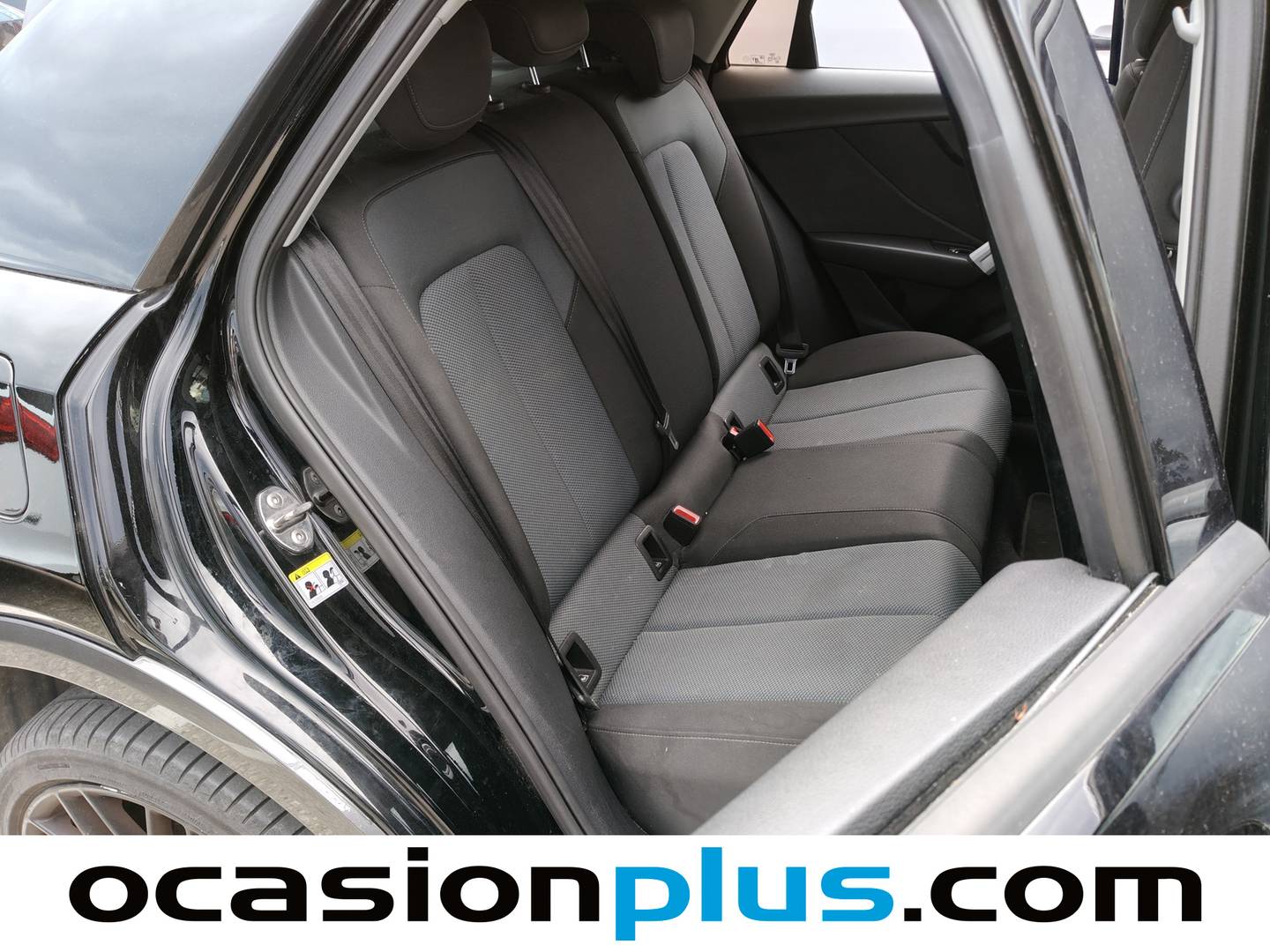 Foto Audi Q2 Audi Q2 design edition 1.6 TDI (116 CV)