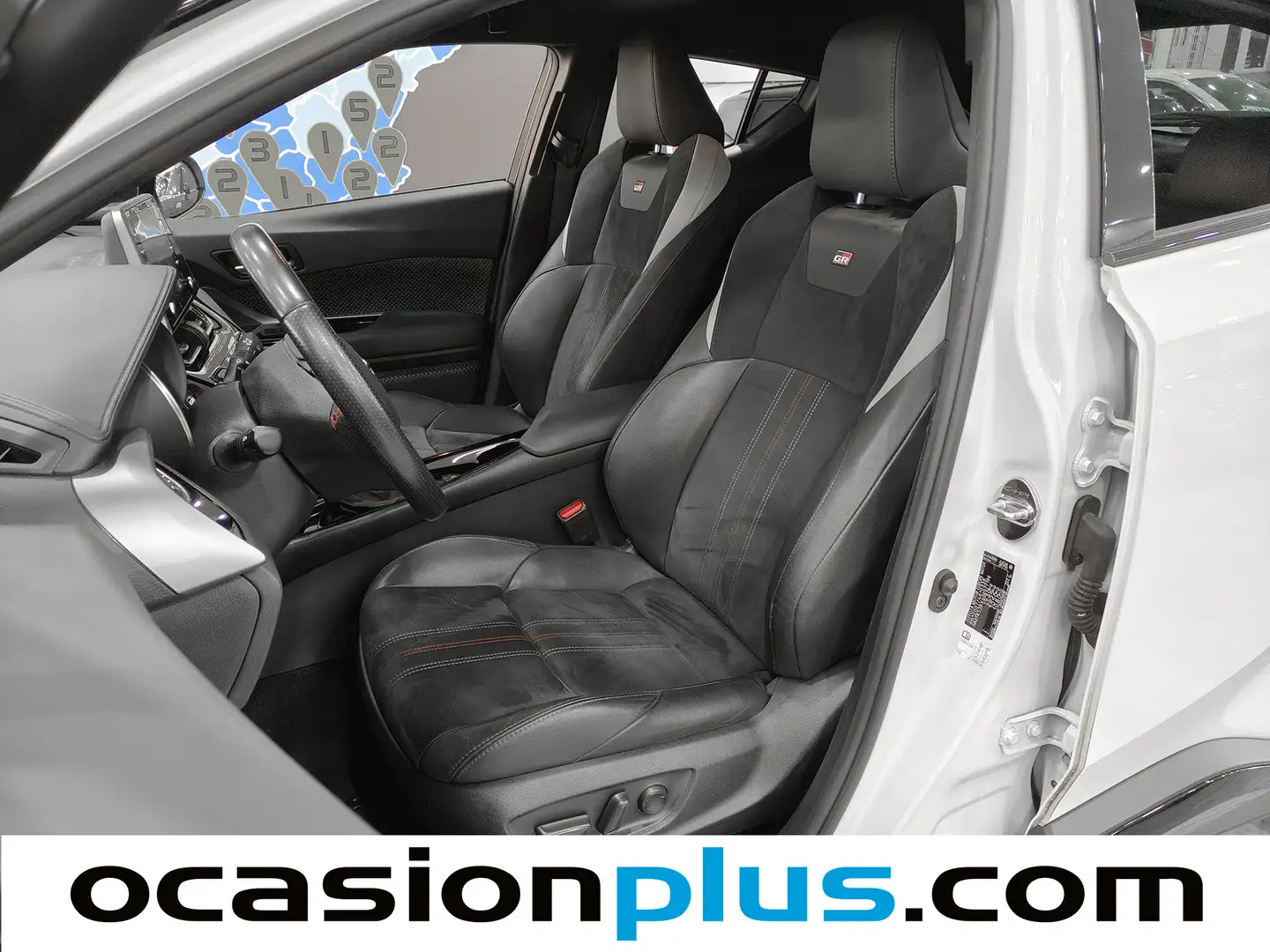 Foto Toyota C-HR Toyota C-HR 180H GR Sport (184 CV)