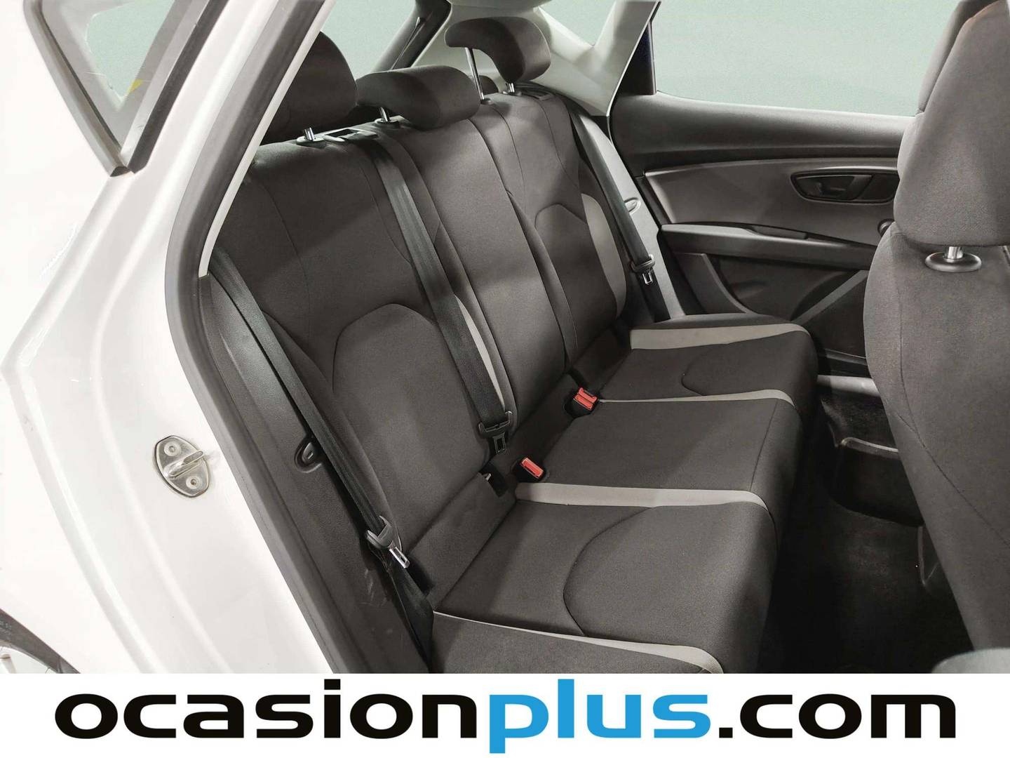 Seat León Seat León 1.6 TDI S&S Reference (110 CV) de segunda mano