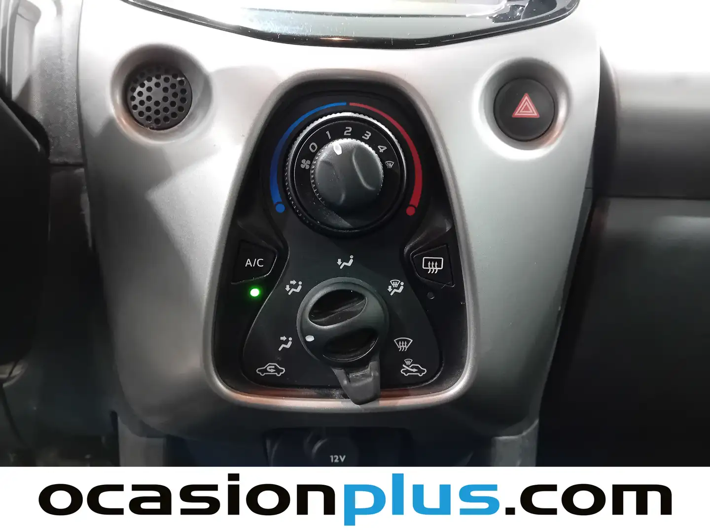 Foto Peugeot 108 Peugeot 108 1.2 PureTech Active (82 CV)