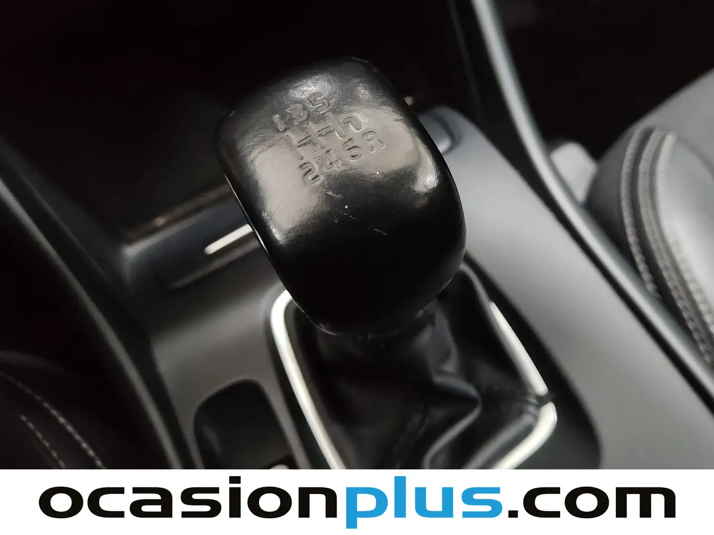 Foto Volvo XC40 Volvo XC40 T3 Momentum (163 CV)