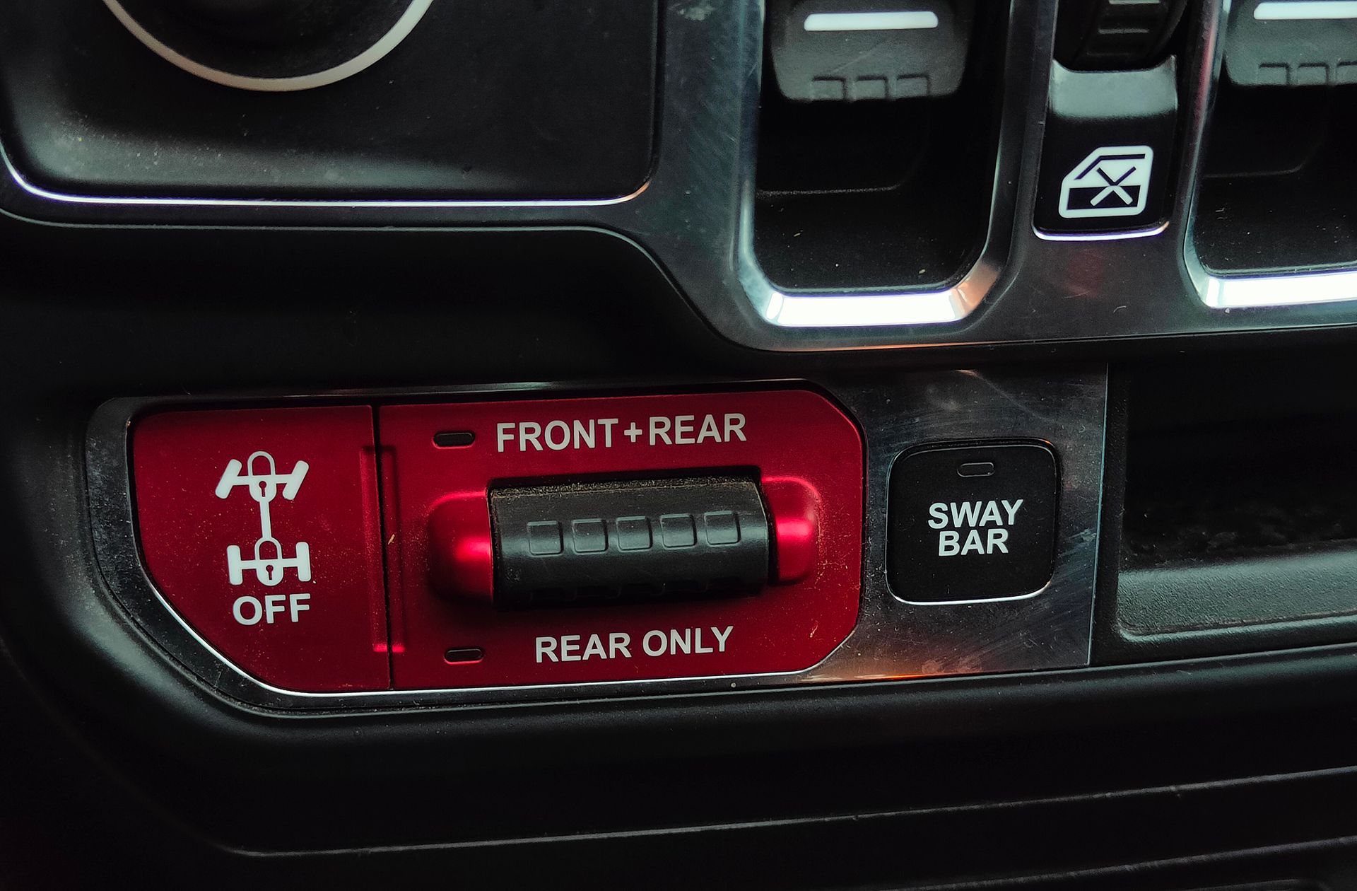 Jeep Wrangler 2.0 Rubicon 8ATX - foto 13