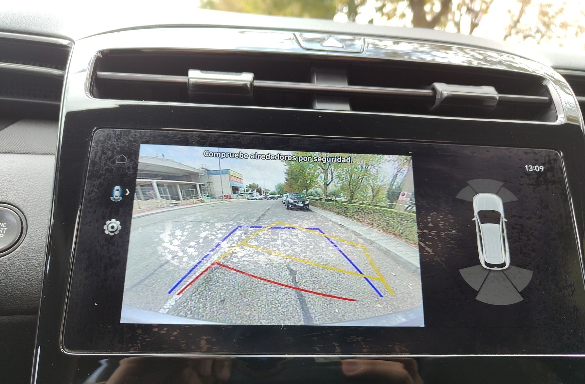Hyundai Tucson 1.6 CRDi 48V N-Line Sky Safe DCT - foto 10