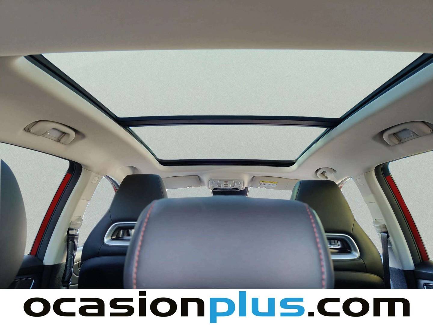 Extras y acabados del MG eHS MG eHS 1.5 T-GDI PHEV Luxury (258 CV)