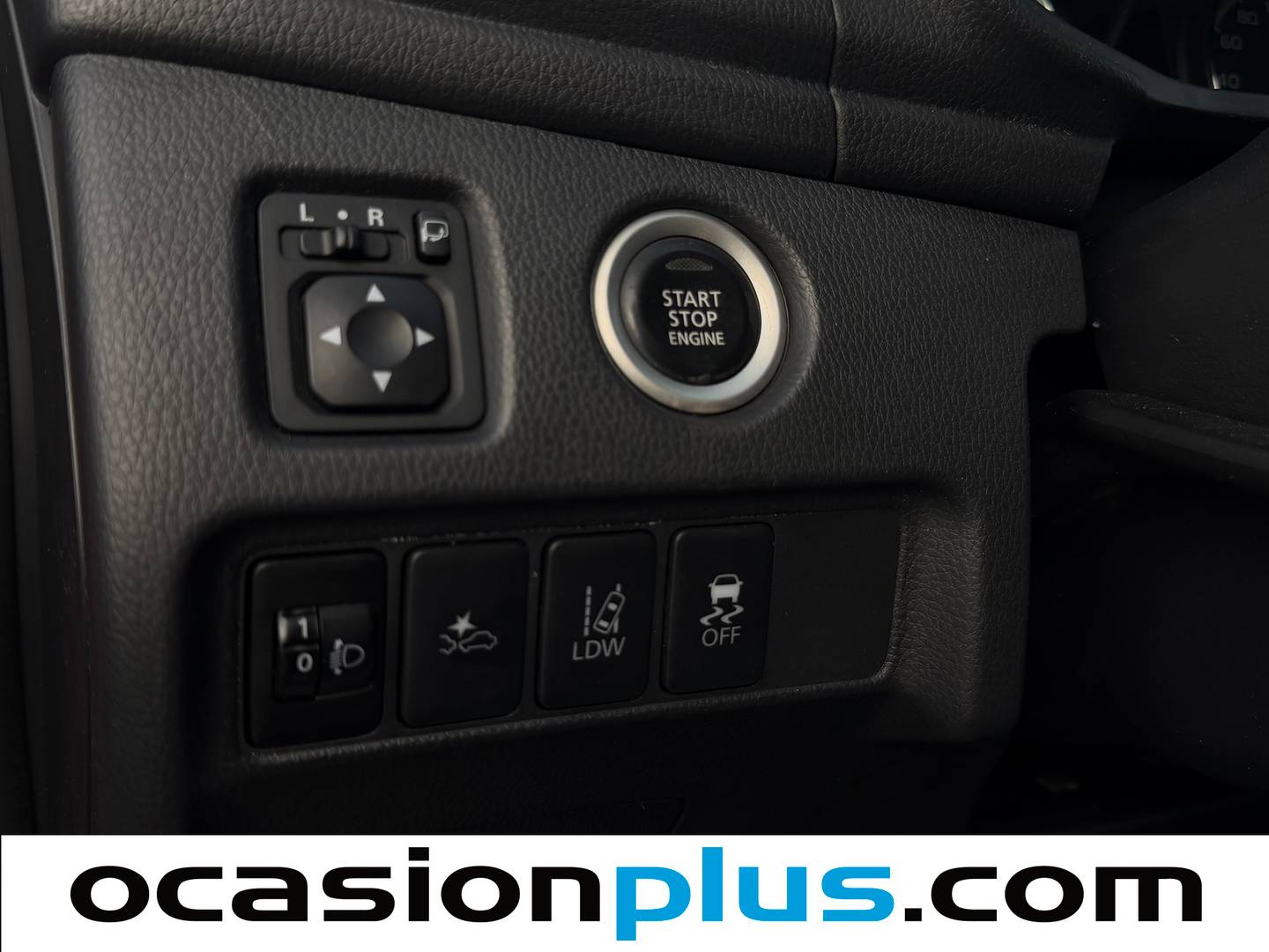 Equipamiento del Mitsubishi L200 Mitsubishi L200 220 DI-D Motion Auto (150 CV)