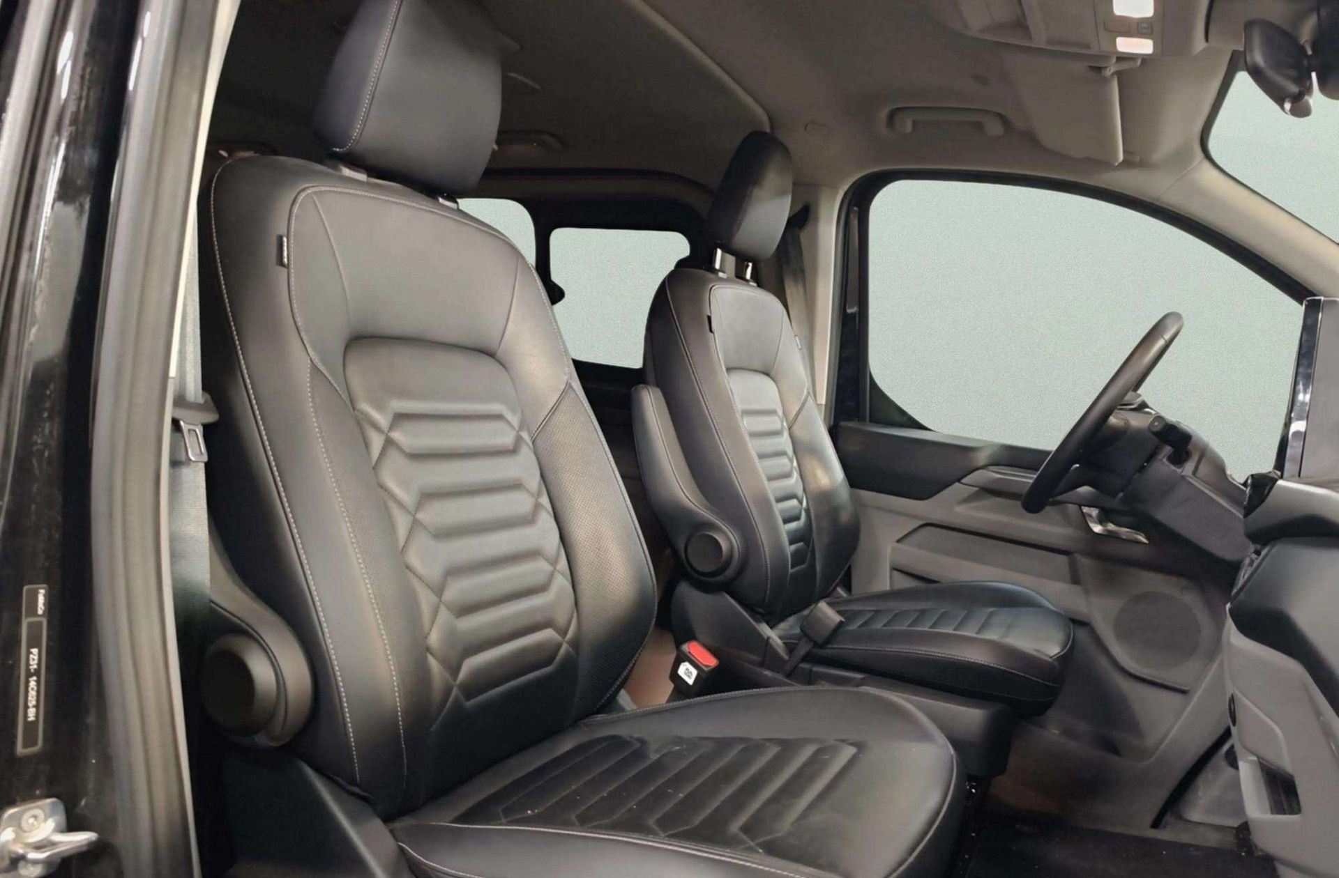Ford Tourneo Custom 2.0 EcoBlue L1 Titanium X 8 plazas - foto 24