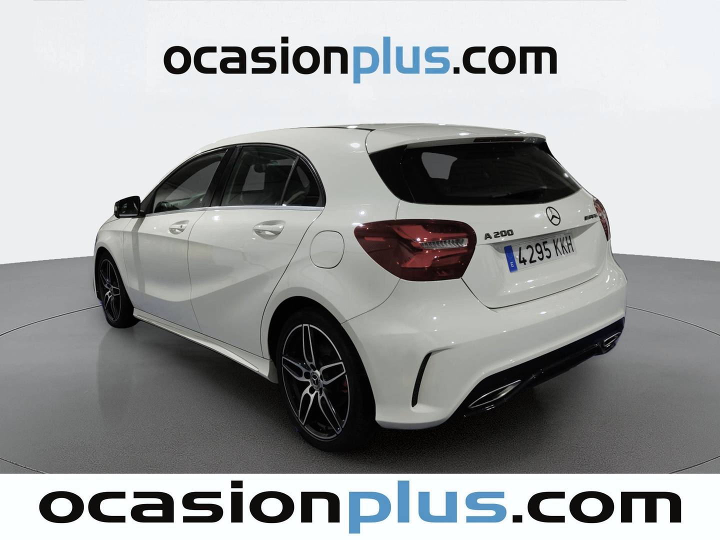 Foto trasera Mercedes Clase A Mercedes-Benz Clase A 200 d  (136 CV) Pack AMG izquierda