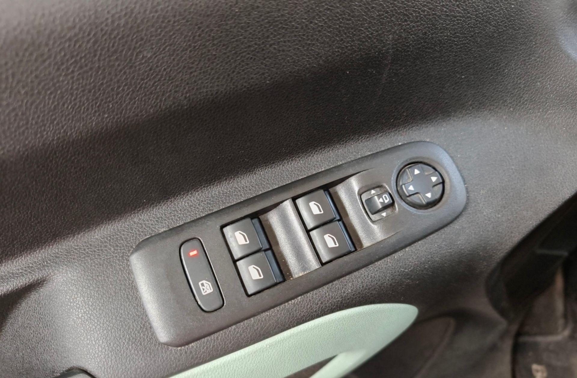Citroën Berlingo BlueHDi 130 Talla M Shine - foto 26