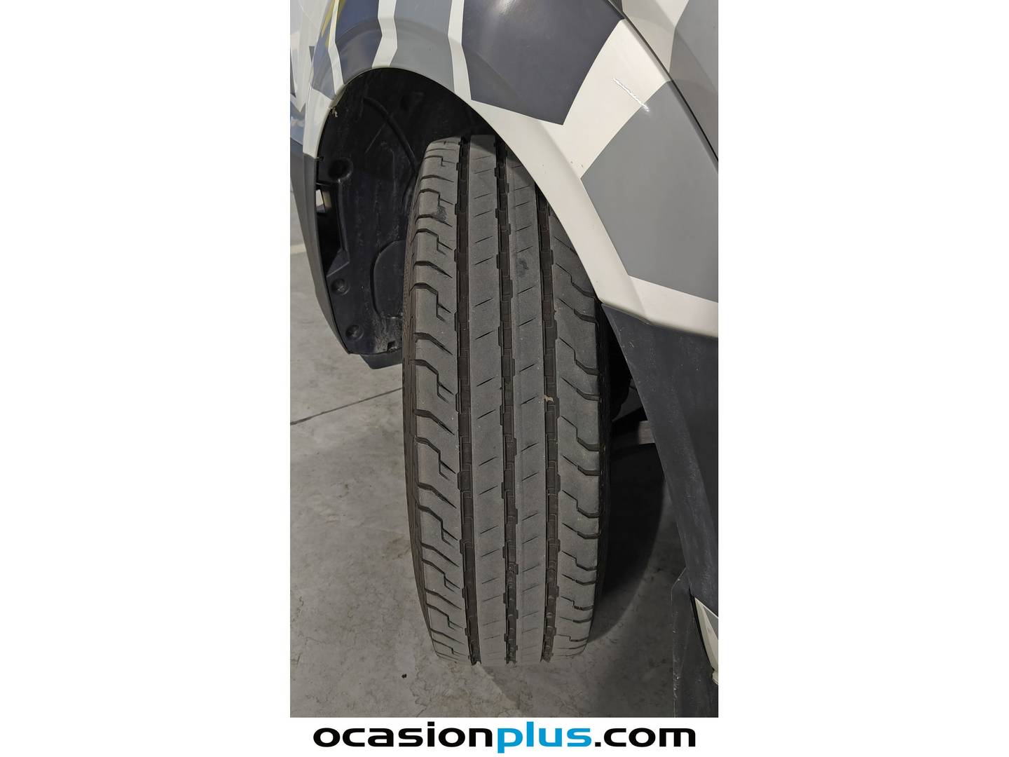 Volkswagen Crafter Volkswagen Crafter 35 Furgón Batalla Larga con Voladizo L5H3 2.0 TDI (140 CV) al mejor precio