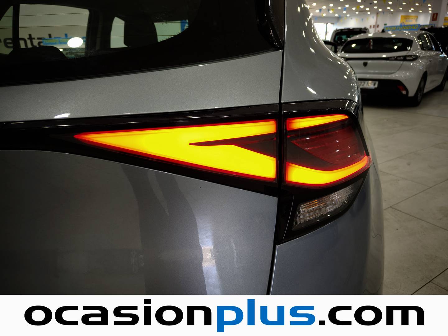 Foto KIA Sportage Kia Sportage 1.6 CRDi MHEV Business 4x2  (136 CV)