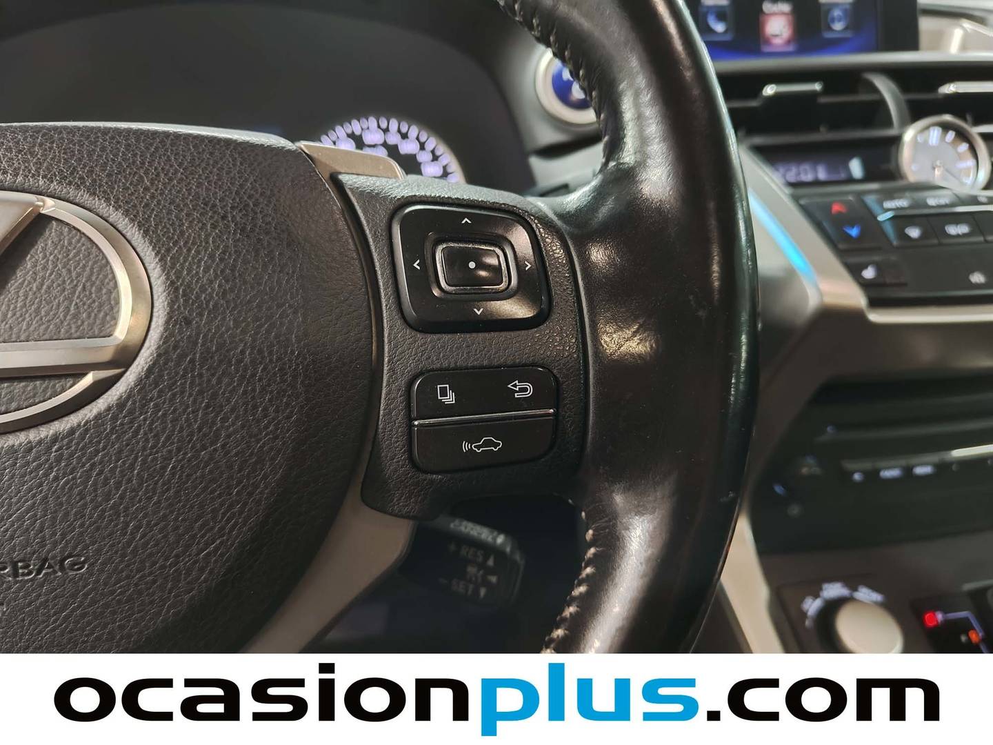 Lexus NX Lexus NX 300h Executive Navigation 4WD (197 CV) al mejor precio