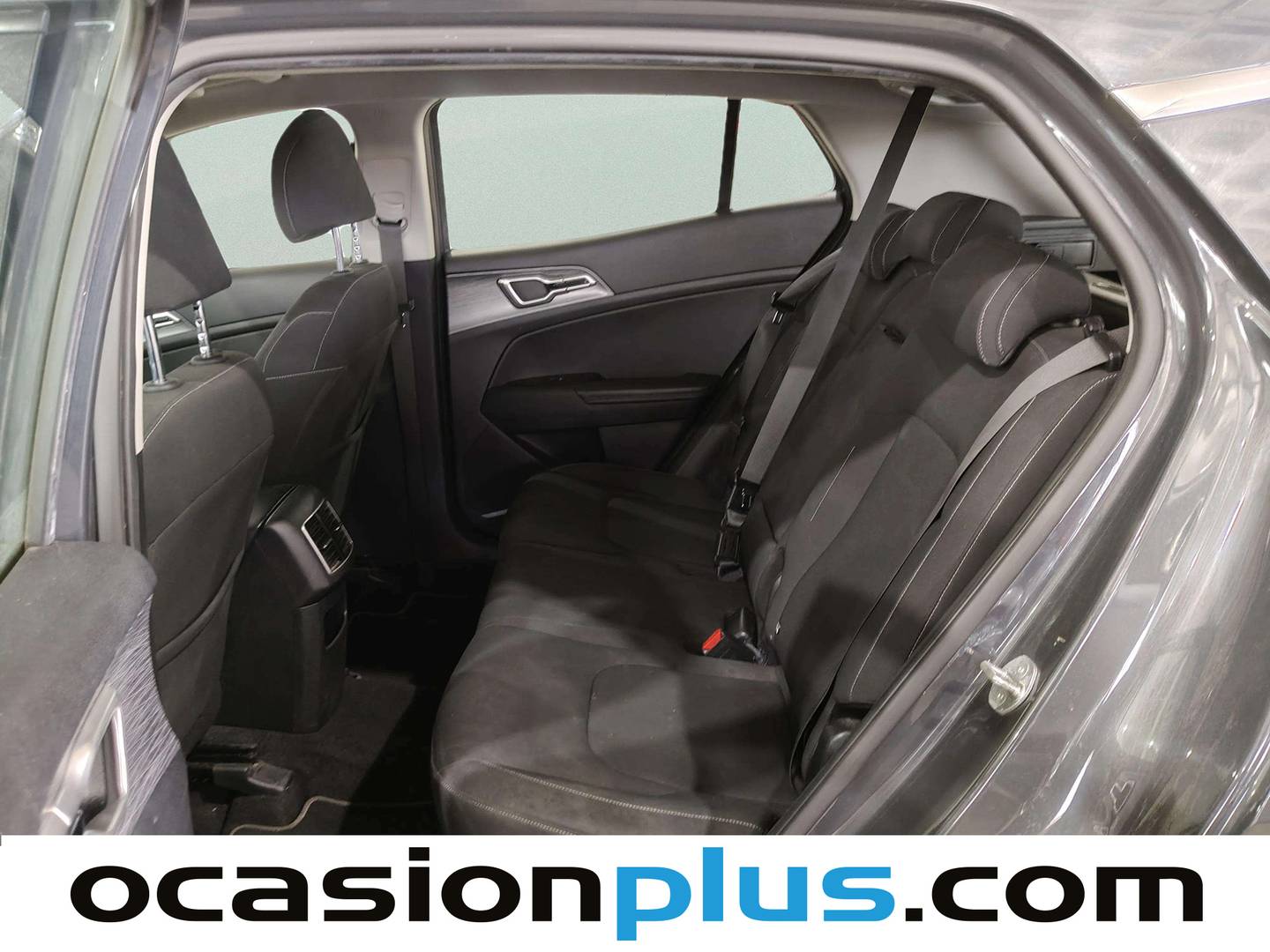 Foto asientos traseros KIA Sportage KIA Sportage 1.6 CRDi MHEV Business 4x2 (136 CV)