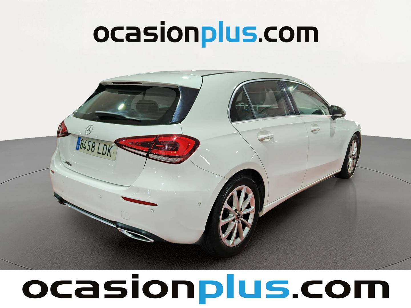 Foto trasera Mercedes Clase A Mercedes-Benz Clase A 200 d (150 CV) derecha