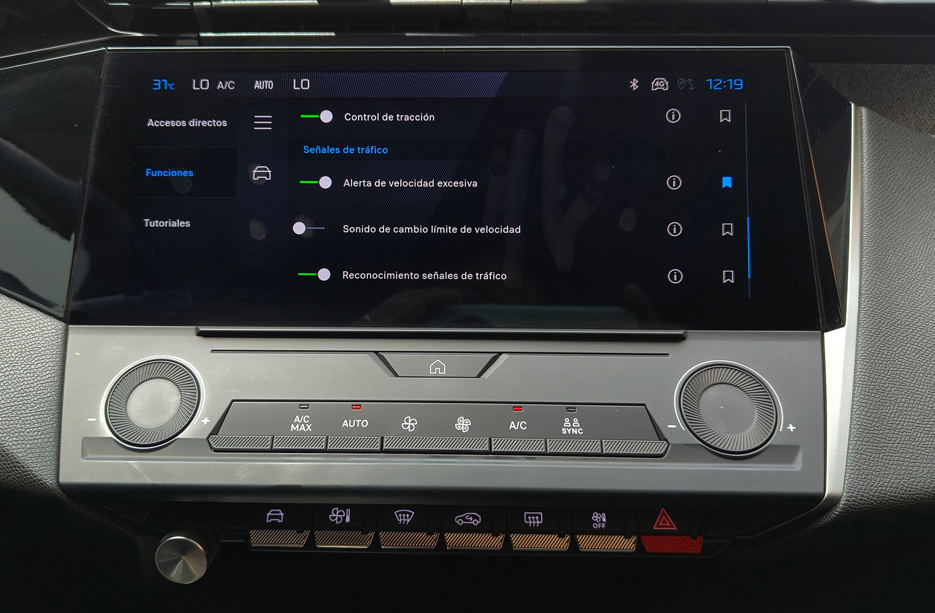 Peugeot 408 Allure Hybrid 145 eDCS6 - foto 15