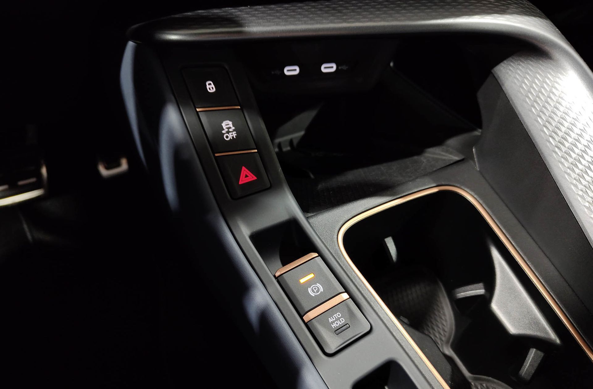 Cupra Terramar 1.5 eTSI DSG - foto 36