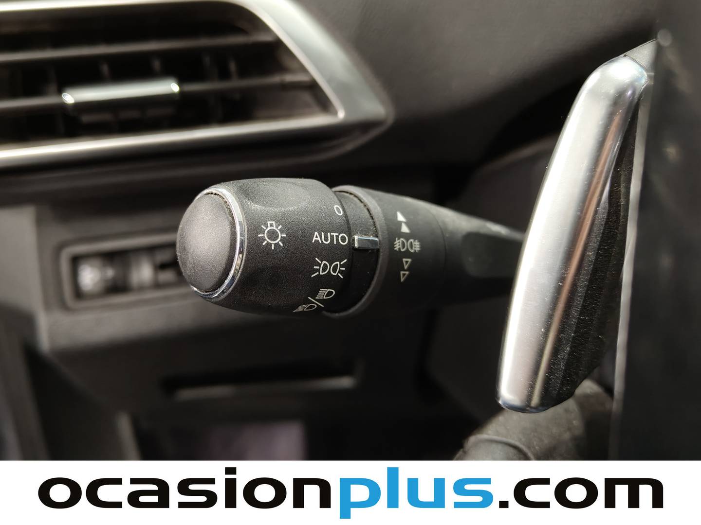 Peugeot 3008 Peugeot 3008 PureTech 130 Allure EAT8 (130 CV) seminuevo