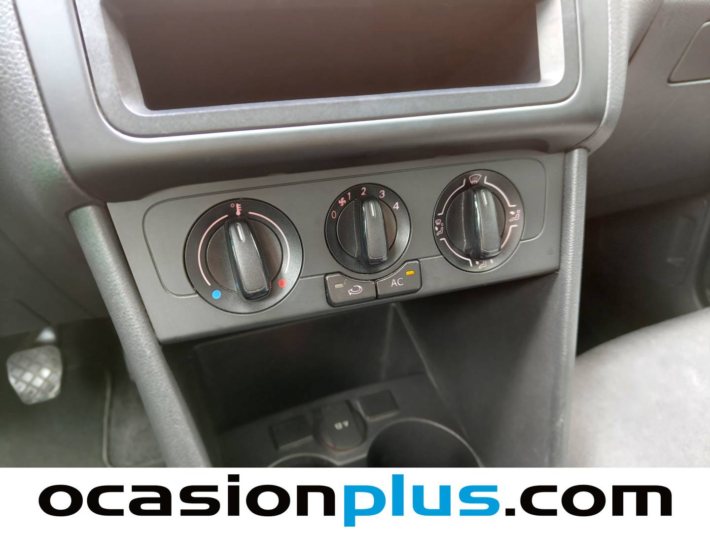 Extras y acabados del Volkswagen Polo Volkswagen Polo Advance 1.2 BMT (70 CV)
